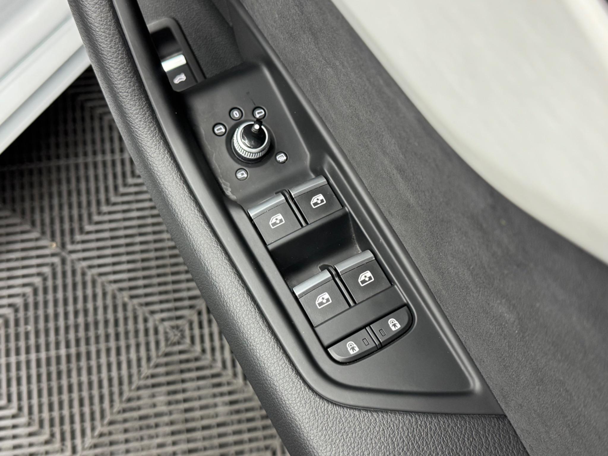 Audi A5 2.0 TDI 35 S line Sportback S Tronic Euro 6 (s/s) 5dr 5dr Automatic 2025