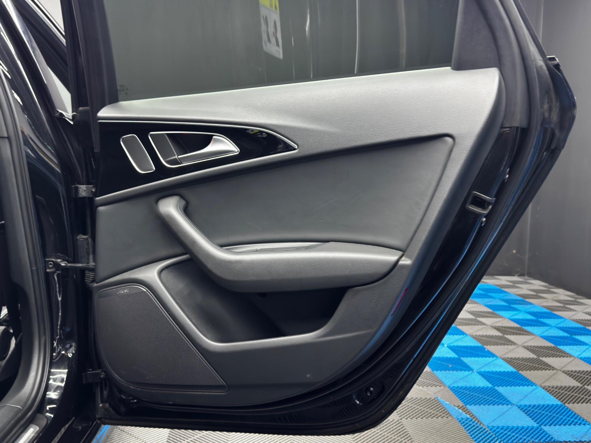 Audi A6 Avant 2.0 TDI ultra Black Edition S Tronic Euro 6 (s/s) 5dr 5dr Automatic 2025