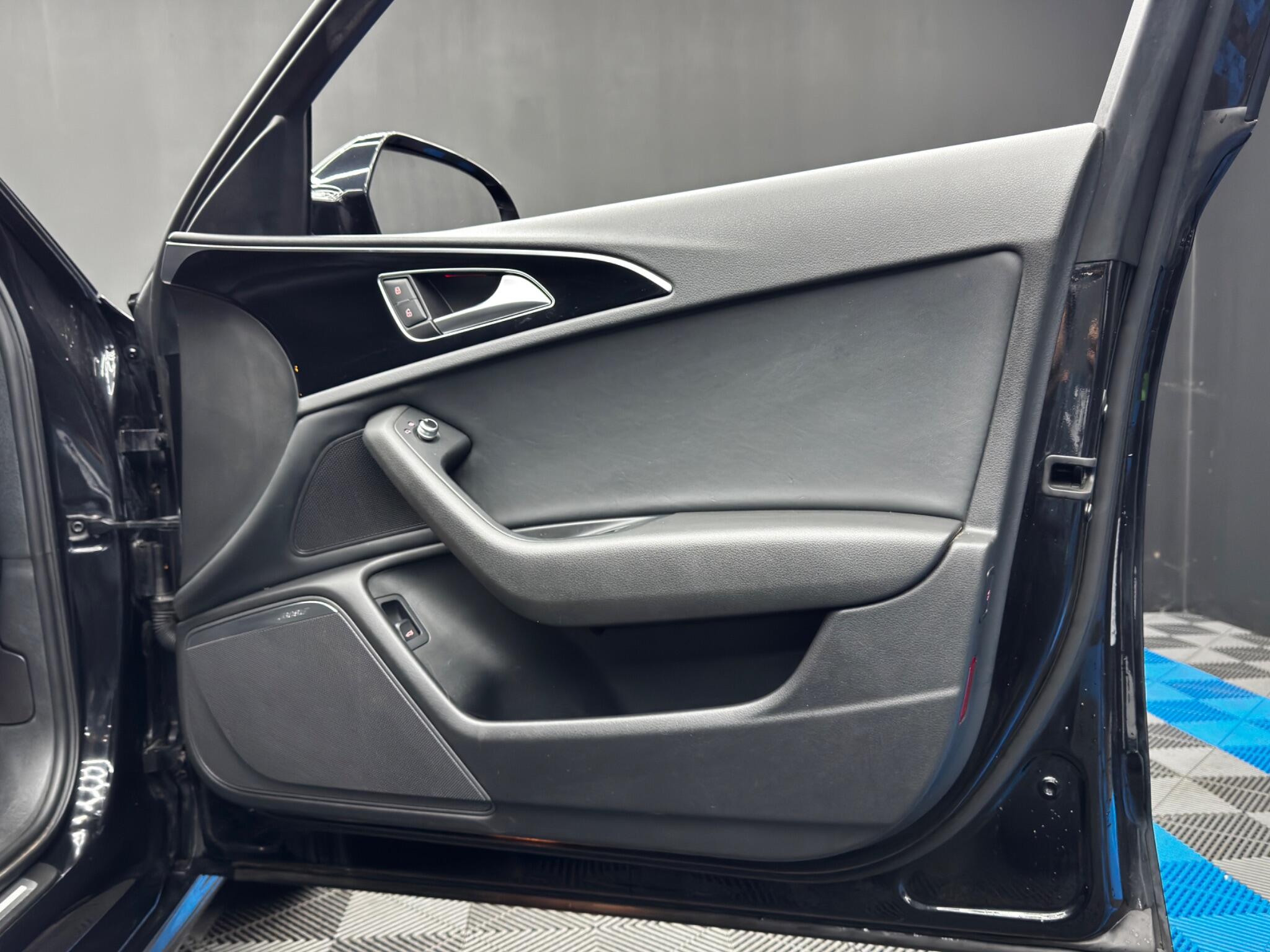 Audi A6 Avant 2.0 TDI ultra Black Edition S Tronic Euro 6 (s/s) 5dr 5dr Automatic 2025