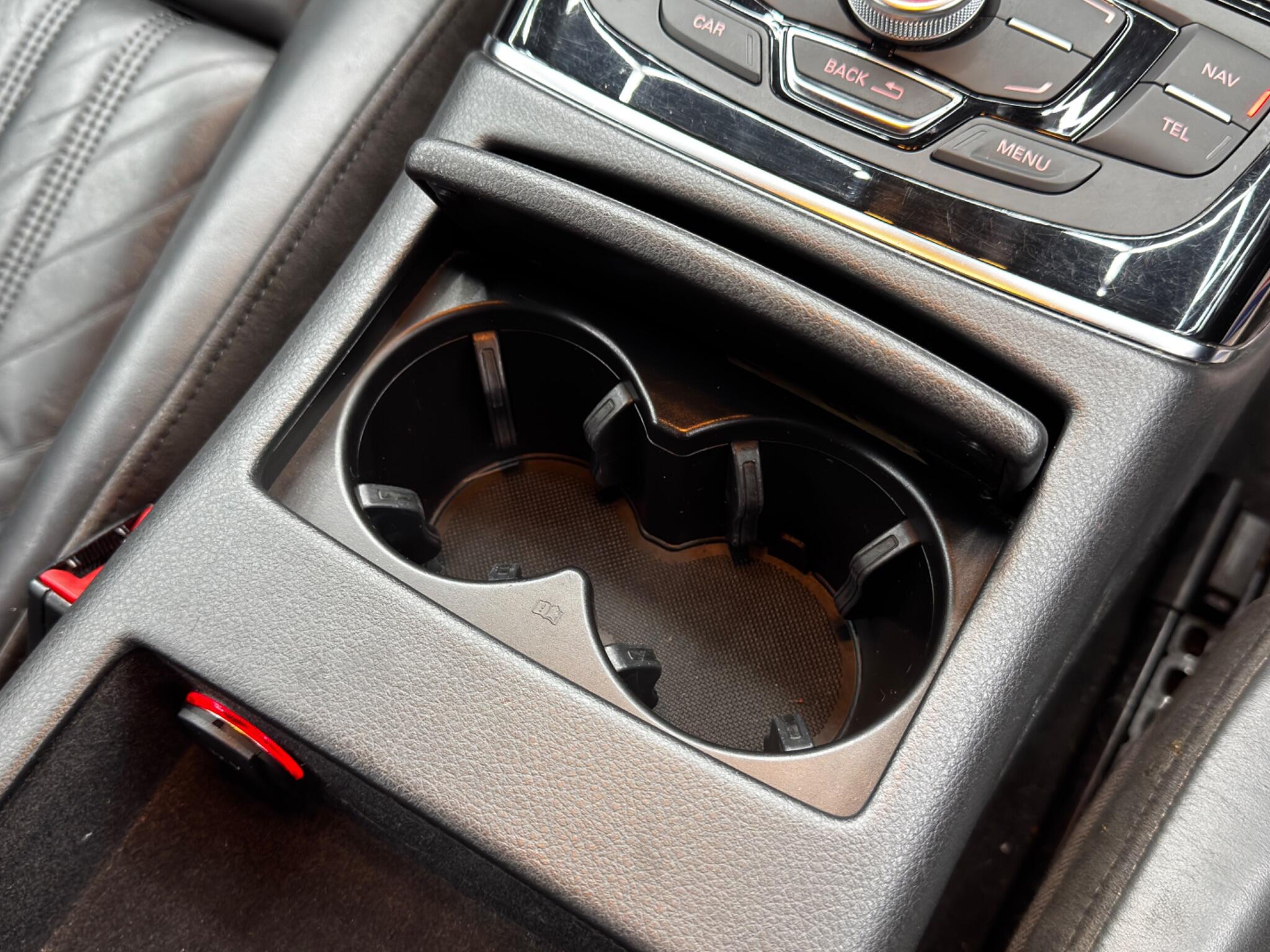 Audi A6 Avant 2.0 TDI ultra Black Edition S Tronic Euro 6 (s/s) 5dr 5dr Automatic 2025