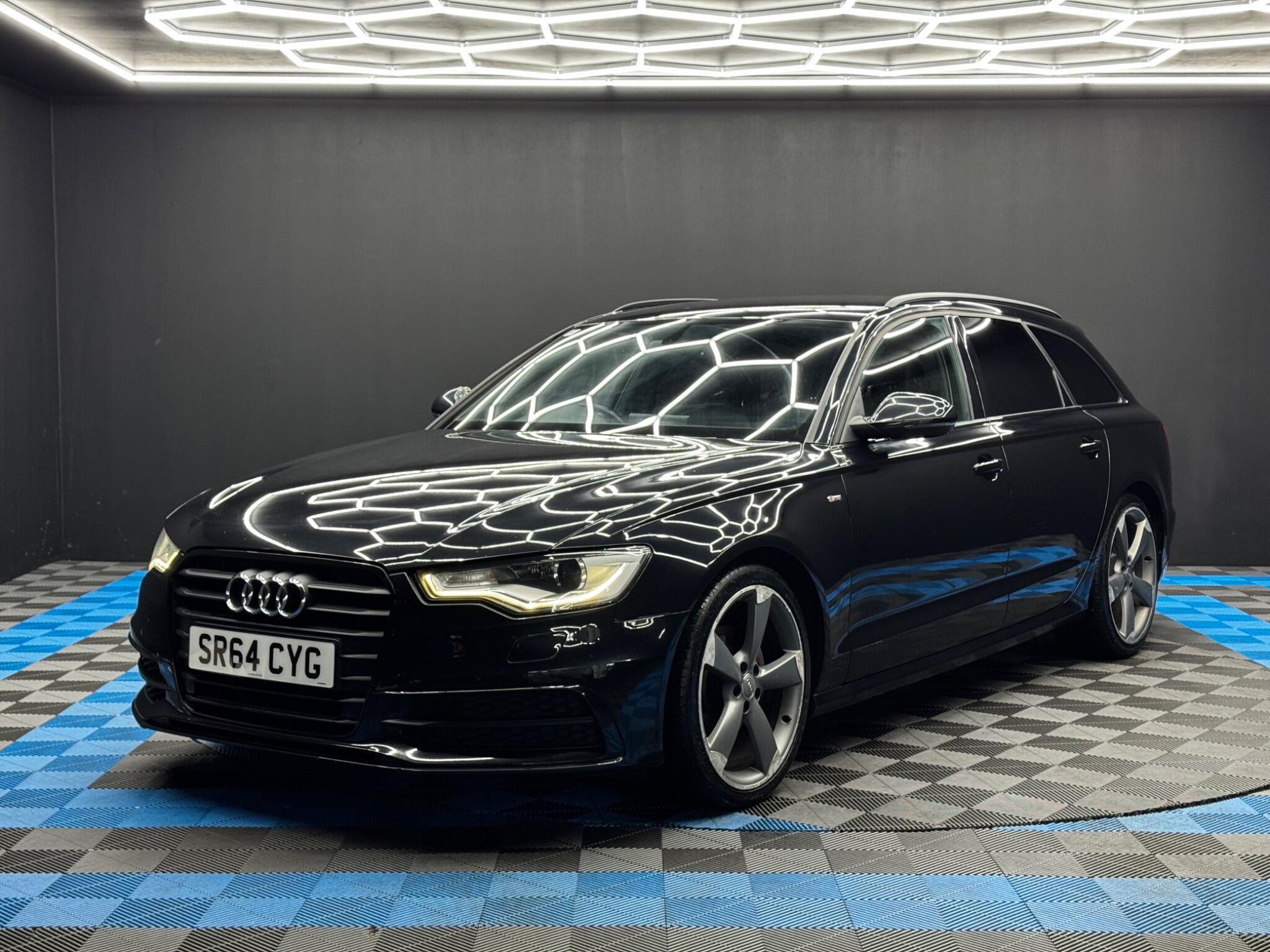 Audi A6 Avant 2.0 TDI ultra Black Edition S Tronic Euro 6 (s/s) 5dr 5dr Automatic 2025