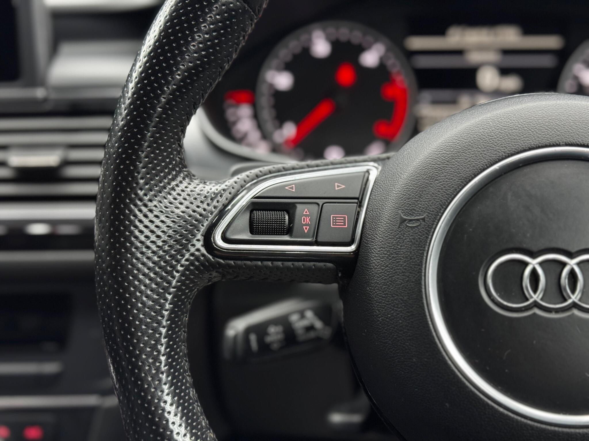 Audi A6 Avant 2.0 TDI ultra Black Edition S Tronic Euro 6 (s/s) 5dr 5dr Automatic 2025