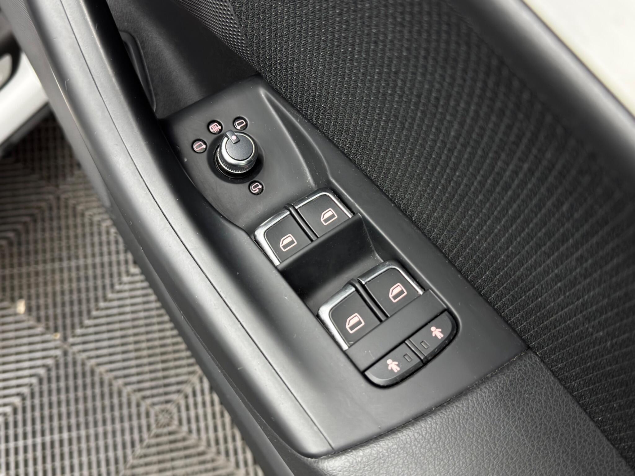 Audi Q3 2.0 TDI S line Edition SUV 5dr Diesel Manual quattro Euro 6 (s/s) (150 ps) 5dr Manual 2025