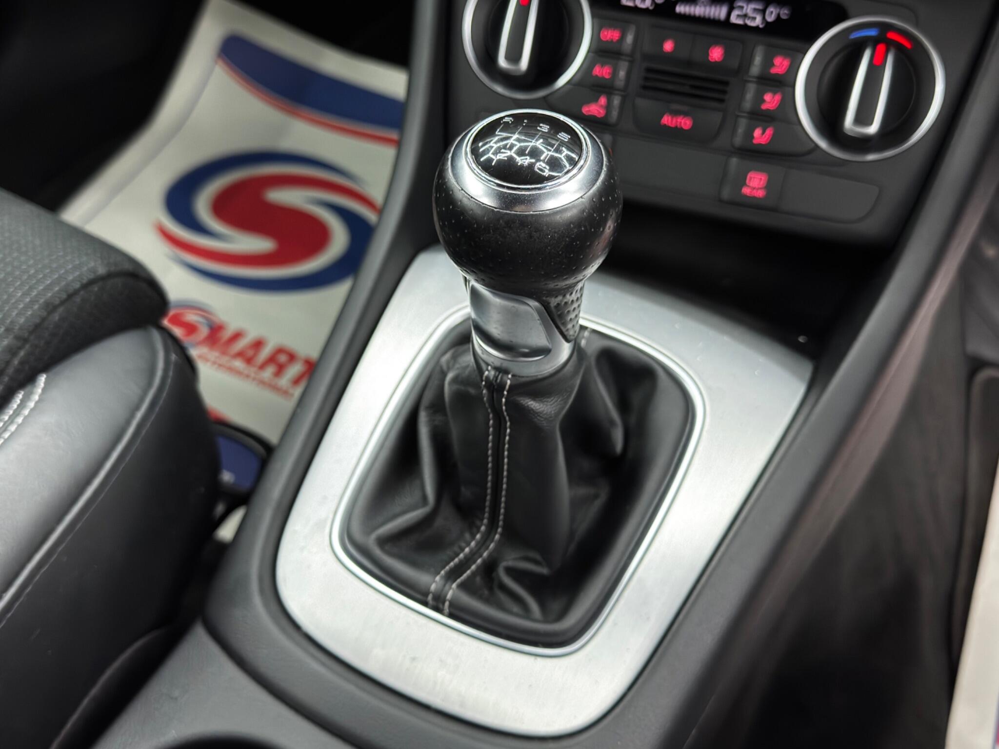 Audi Q3 2.0 TDI S line Euro 6 (s/s) 5dr (Nav) 5dr Manual 2025