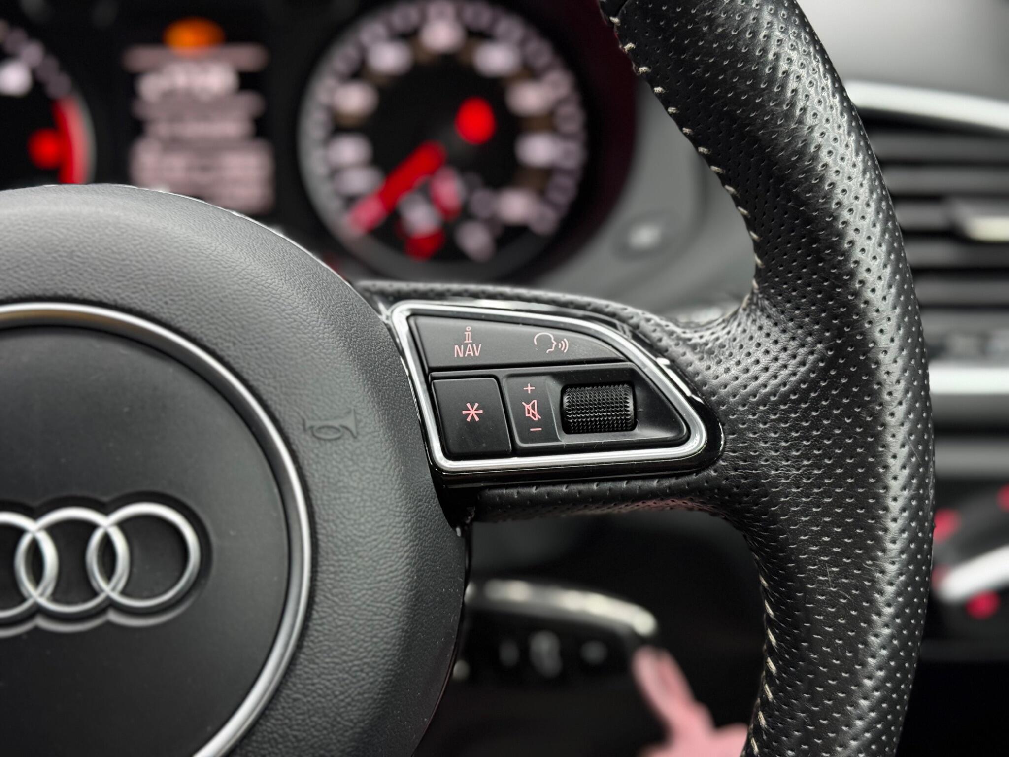 Audi Q3 2.0 TDI S line Euro 6 (s/s) 5dr (Nav) 5dr Manual 2025