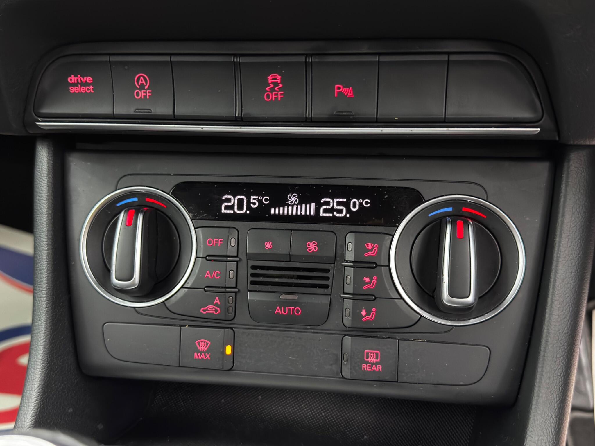 Audi Q3 2.0 TDI S line Euro 6 (s/s) 5dr (Nav) 5dr Manual 2025