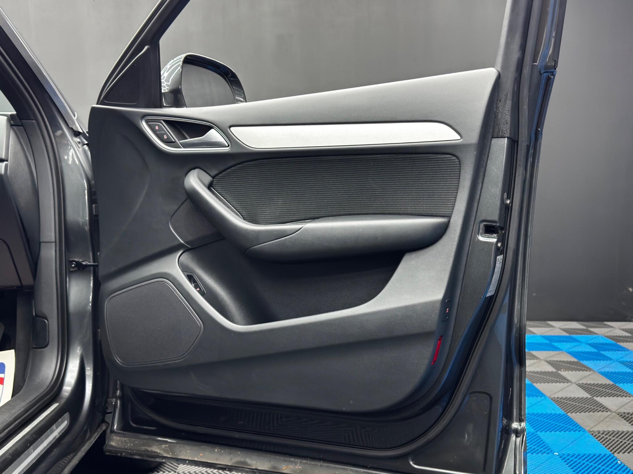 Audi Q3 2.0 TDI S line Euro 6 (s/s) 5dr (Nav) 5dr Manual 2025