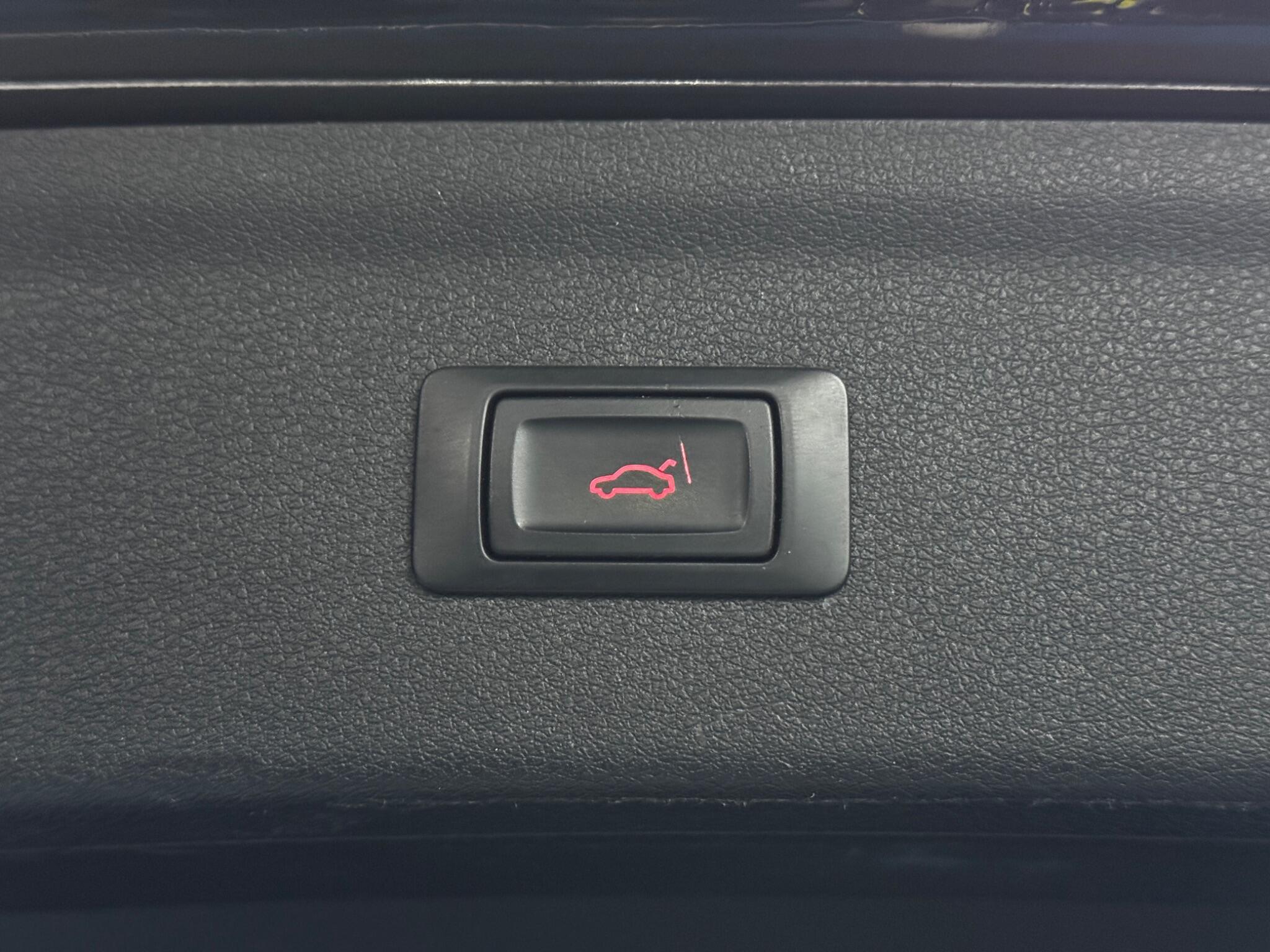 Audi Q3 2.0 TDI S line quattro Euro 6 (s/s) 5dr 5dr Manual 2025