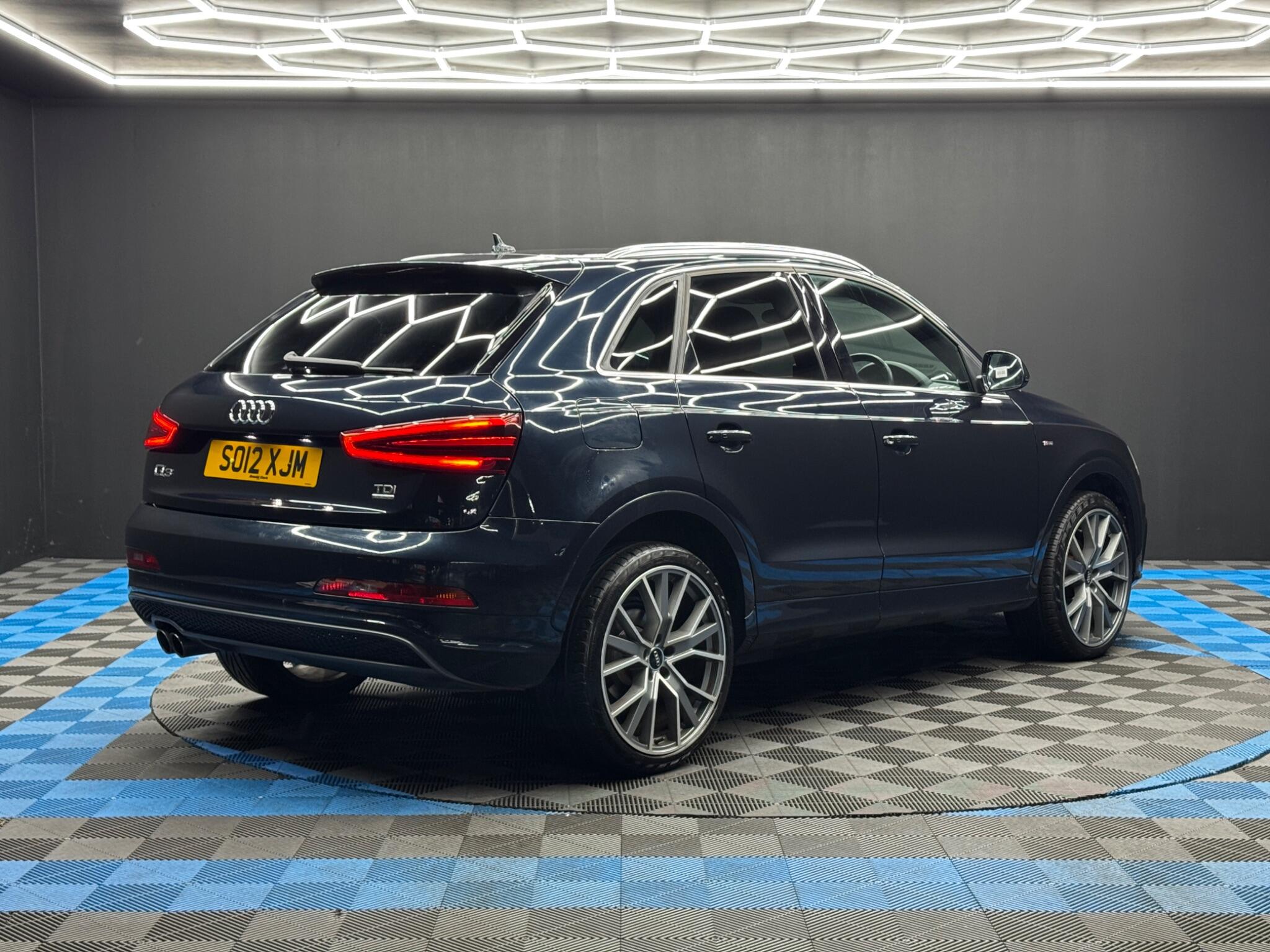 Audi Q3 2.0 TDI S line S Tronic quattro Euro 5 (s/s) 5dr 5dr Automatic 2026