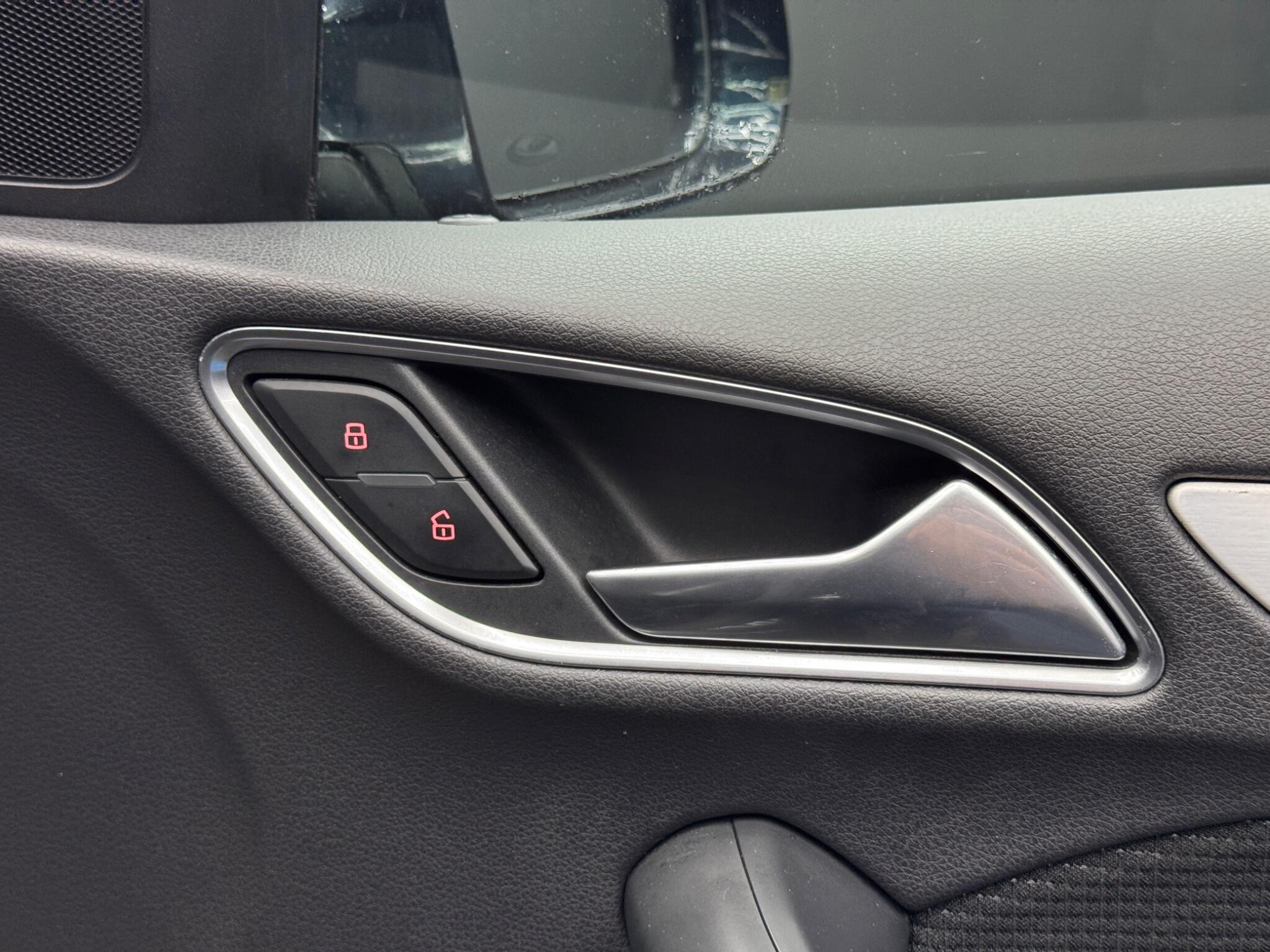 Audi Q3 2.0 TDI S line S Tronic quattro Euro 5 (s/s) 5dr 5dr Automatic 2026