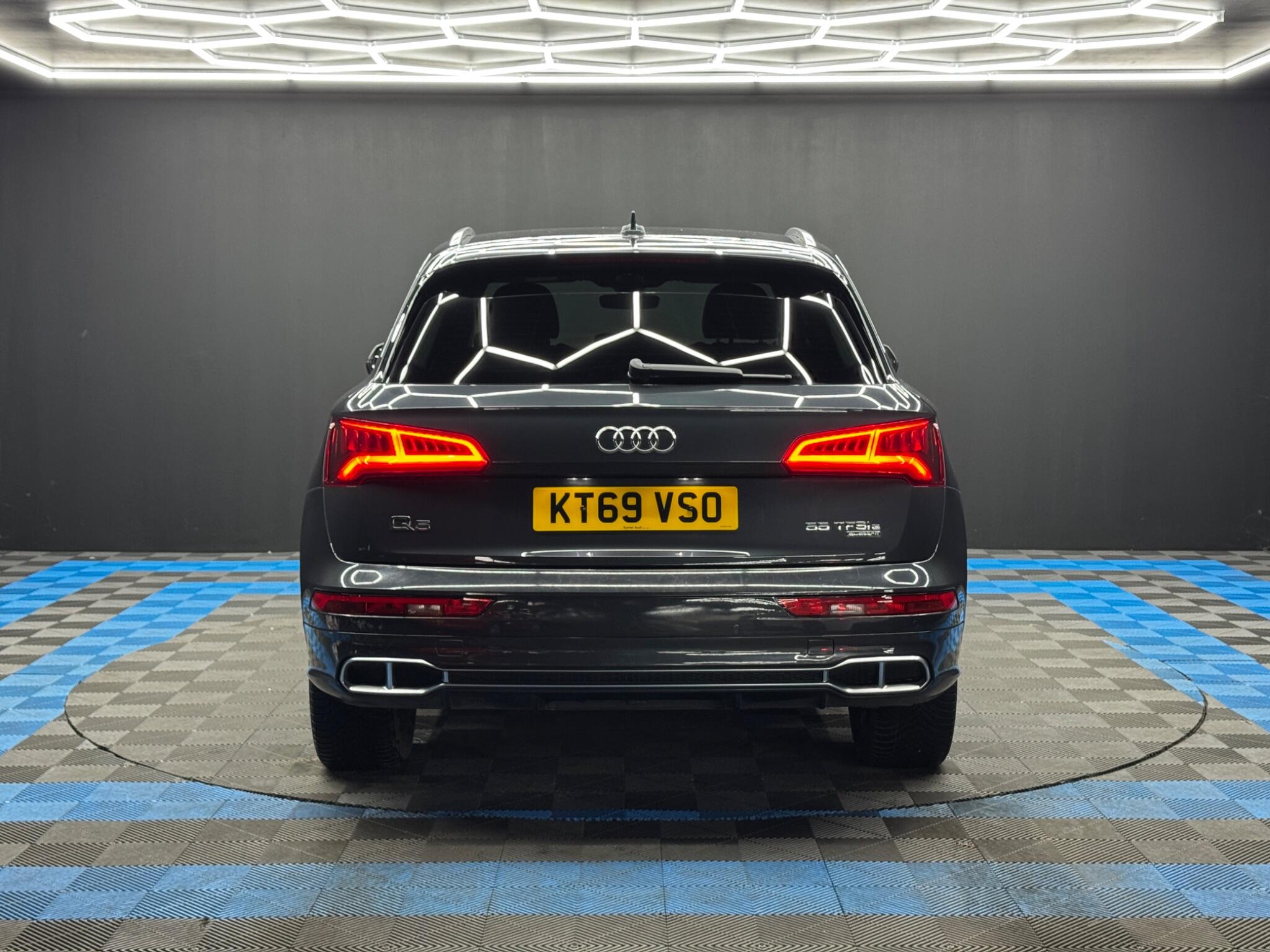 Audi Q5 2.0 TFSIe 55 S line Competition S Tronic quattro Euro 6 (s/s) 5dr 14.1kWh 5dr Automatic 2026