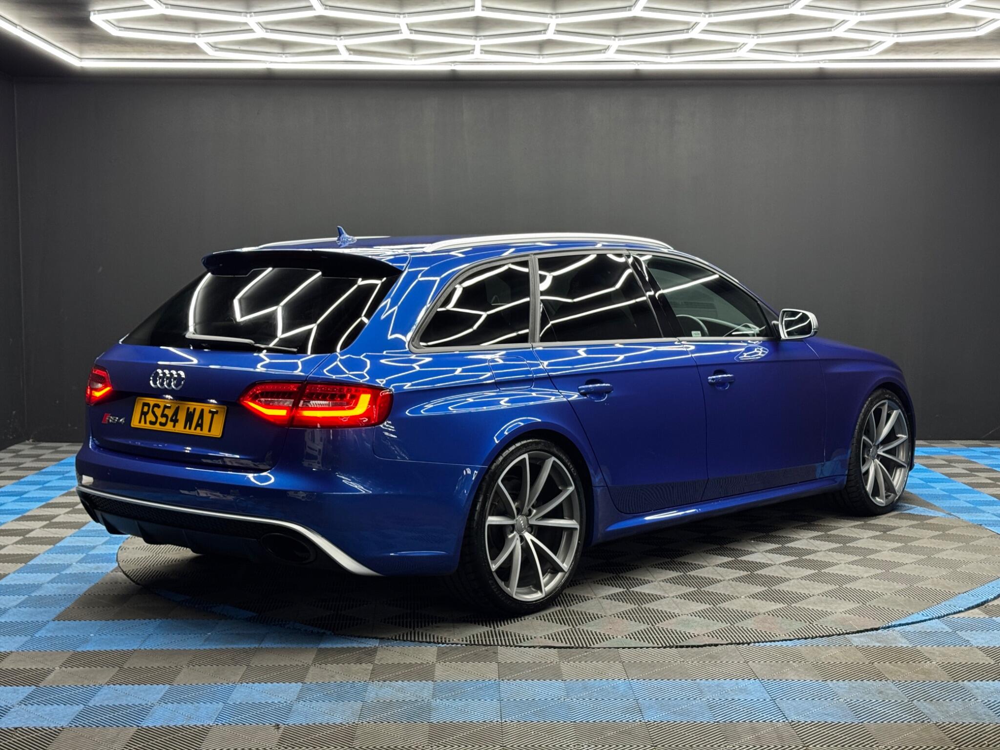 Audi RS4 Avant 4.2 FSI V8 S Tronic quattro Euro 5 5dr 5dr Automatic 2026