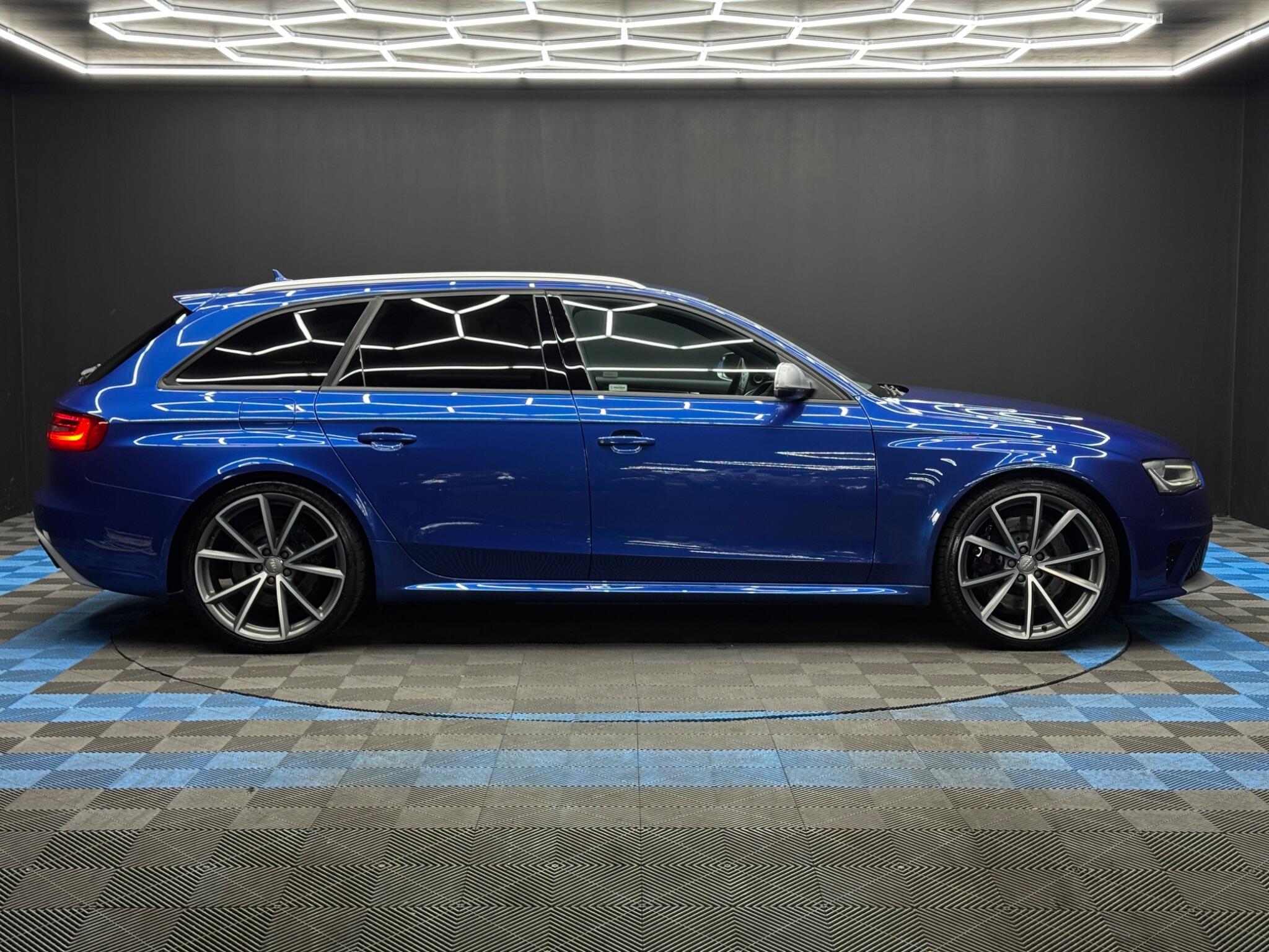 Audi RS4 Avant 4.2 FSI V8 S Tronic quattro Euro 5 5dr 5dr Automatic 2026