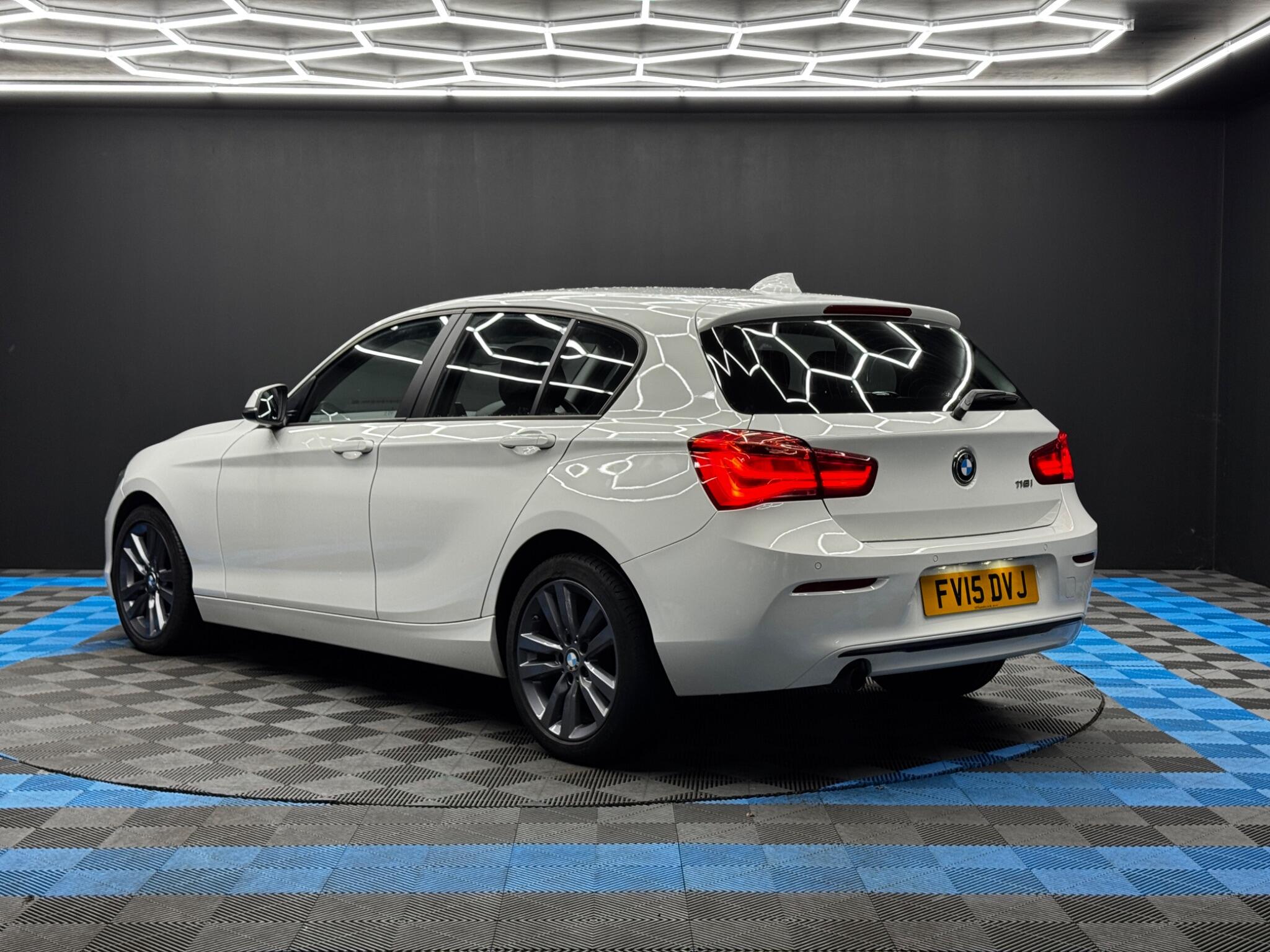 BMW 1 Series 1.6 118i Sport Auto Euro 6 (s/s) 5dr 5dr Automatic 2025