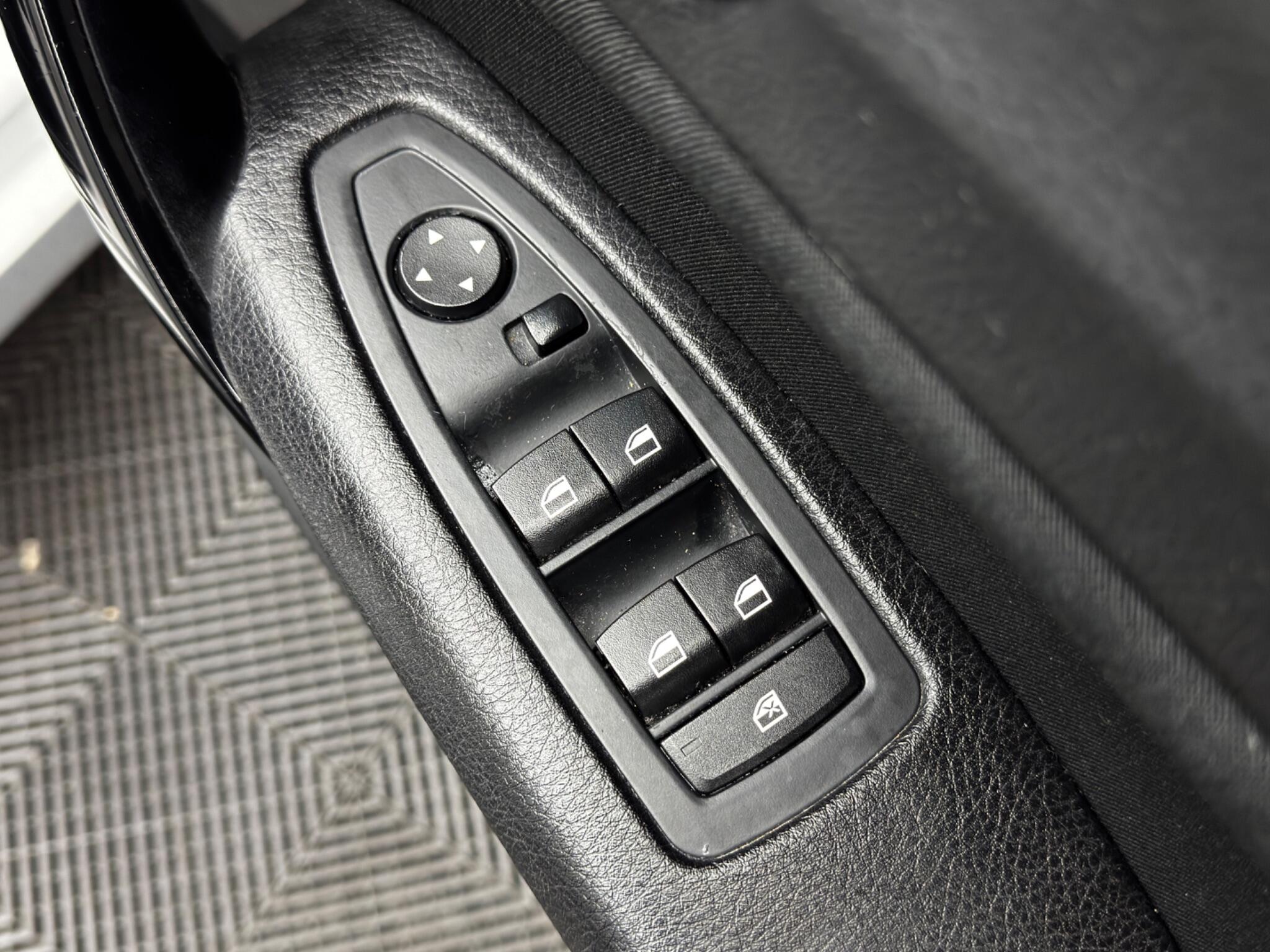 BMW 1 Series 1.6 118i Sport Auto Euro 6 (s/s) 5dr 5dr Automatic 2025