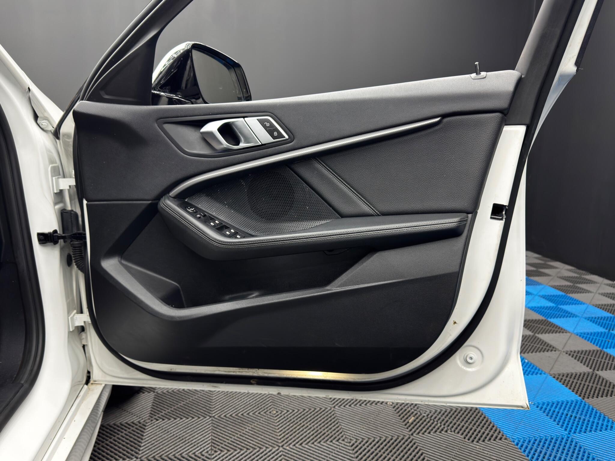 BMW 1 Series 2.0 120d M Sport Auto xDrive Euro 6 (s/s) 5dr 5dr Automatic 2026