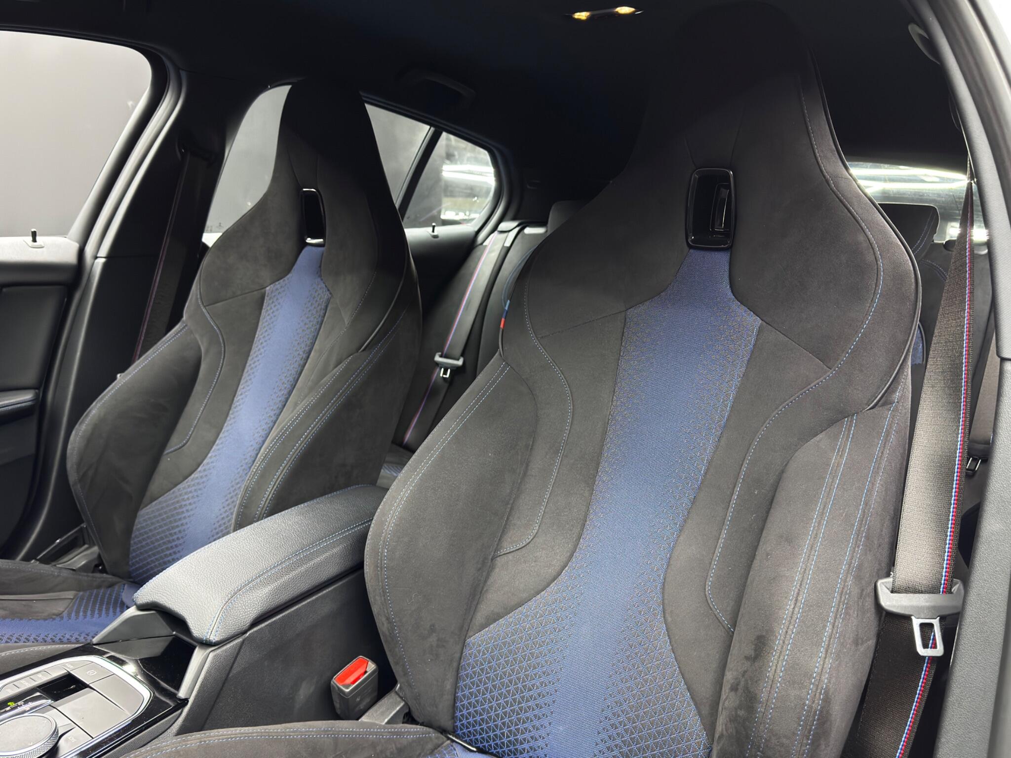 BMW 1 Series 2.0 M135i Auto xDrive Euro 6 (s/s) 5dr 5dr Automatic 2026