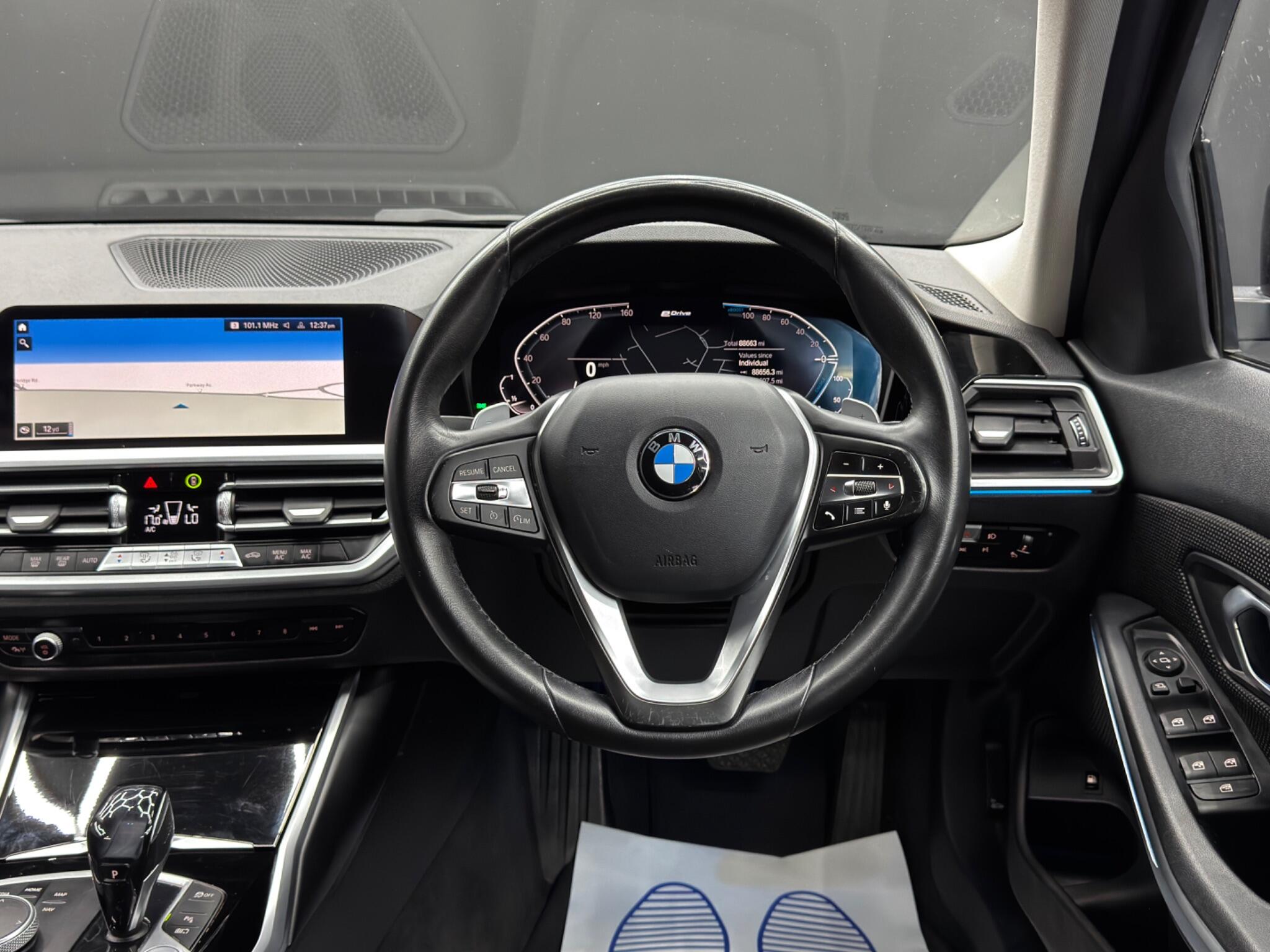 BMW 3 Series 2.0 330e 12kWh SE Pro Auto Euro 6 (s/s) 4dr 4dr Automatic 2026
