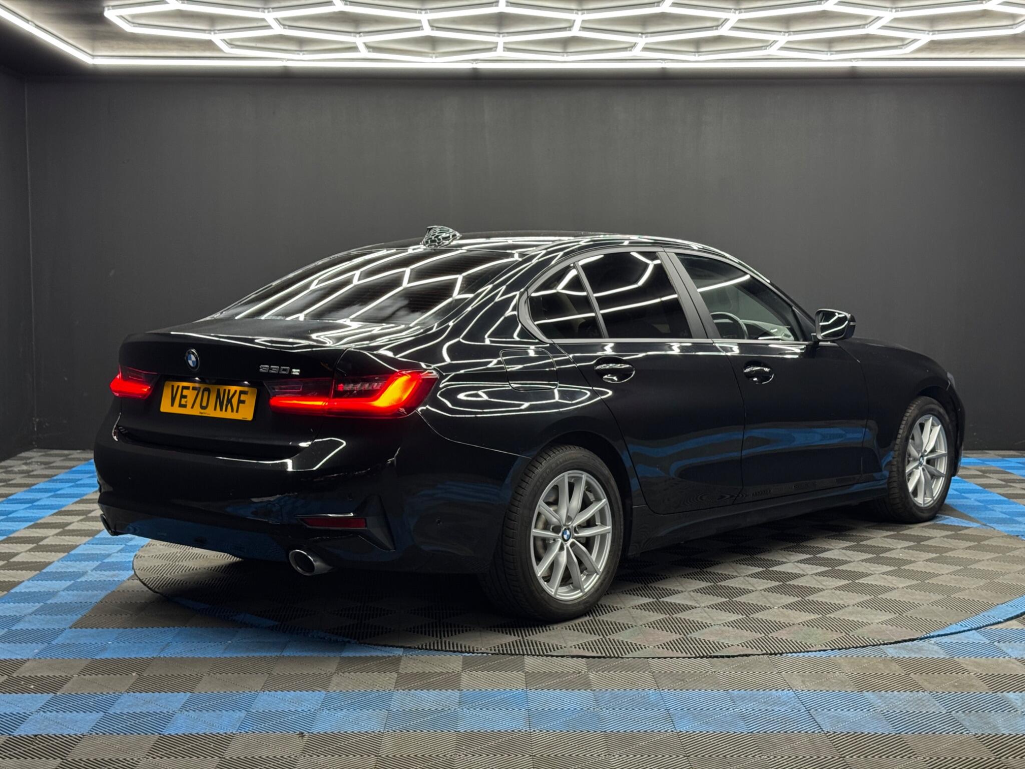 BMW 3 Series 2.0 330e 12kWh SE Pro Auto Euro 6 (s/s) 4dr 4dr Automatic 2026