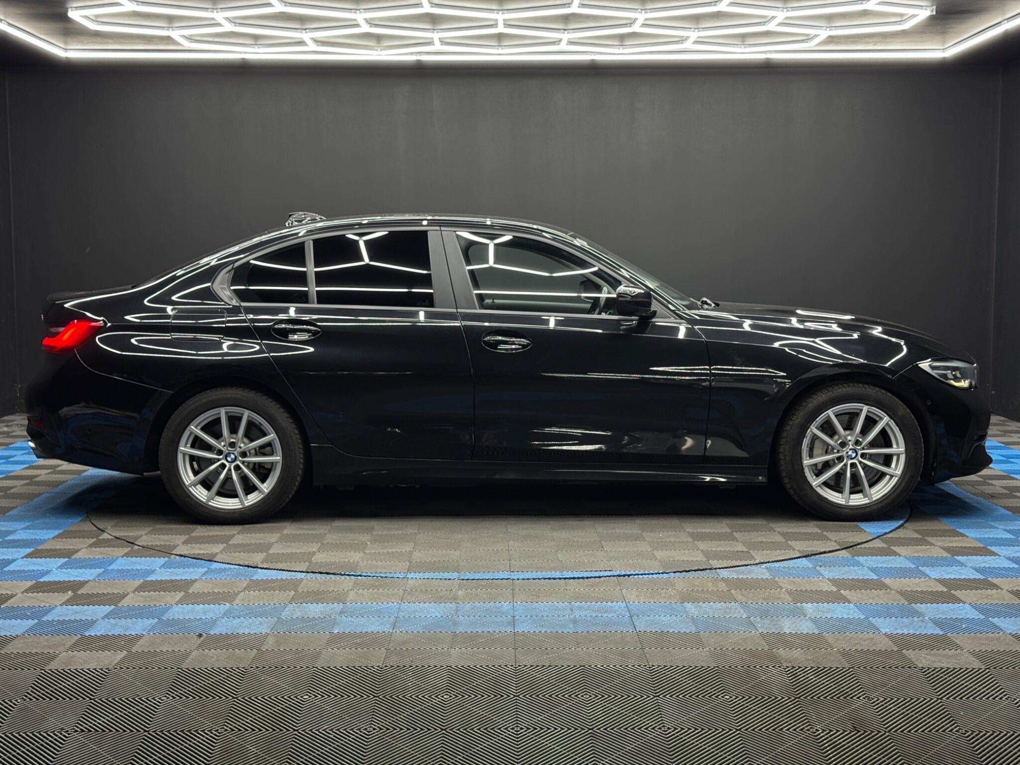 BMW 3 Series 2.0 330e 12kWh SE Pro Auto Euro 6 (s/s) 4dr 4dr Automatic 2026