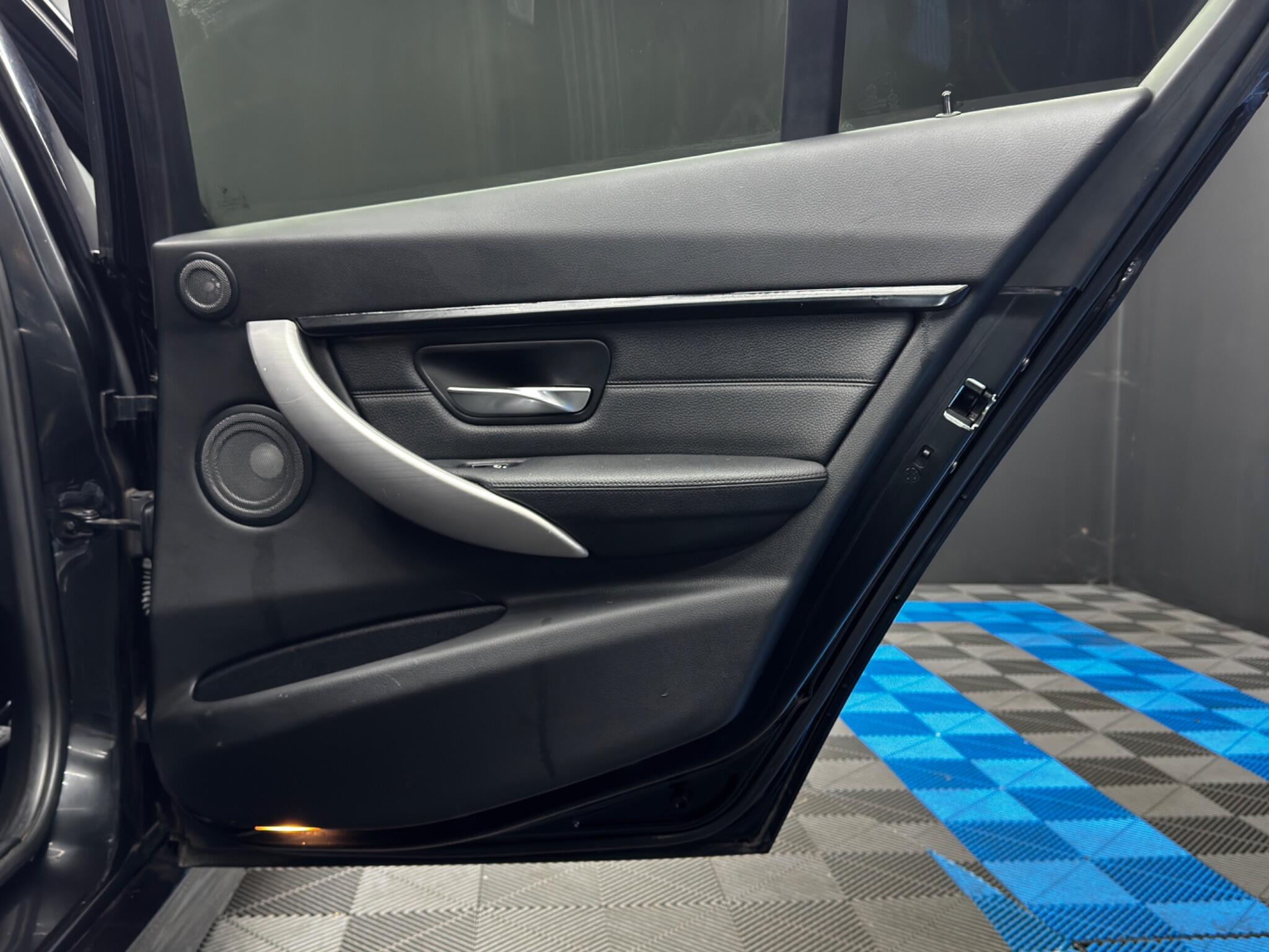 BMW 3 Series 3.0 335d M Sport Auto xDrive Euro 6 (s/s) 4dr 4dr Automatic 2025