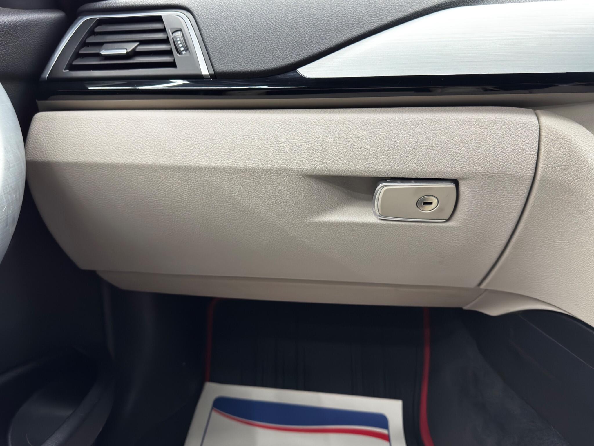 BMW 3 Series 3.0 335d M Sport Touring Auto xDrive Euro 6 (s/s) 5dr 5dr Automatic 2025