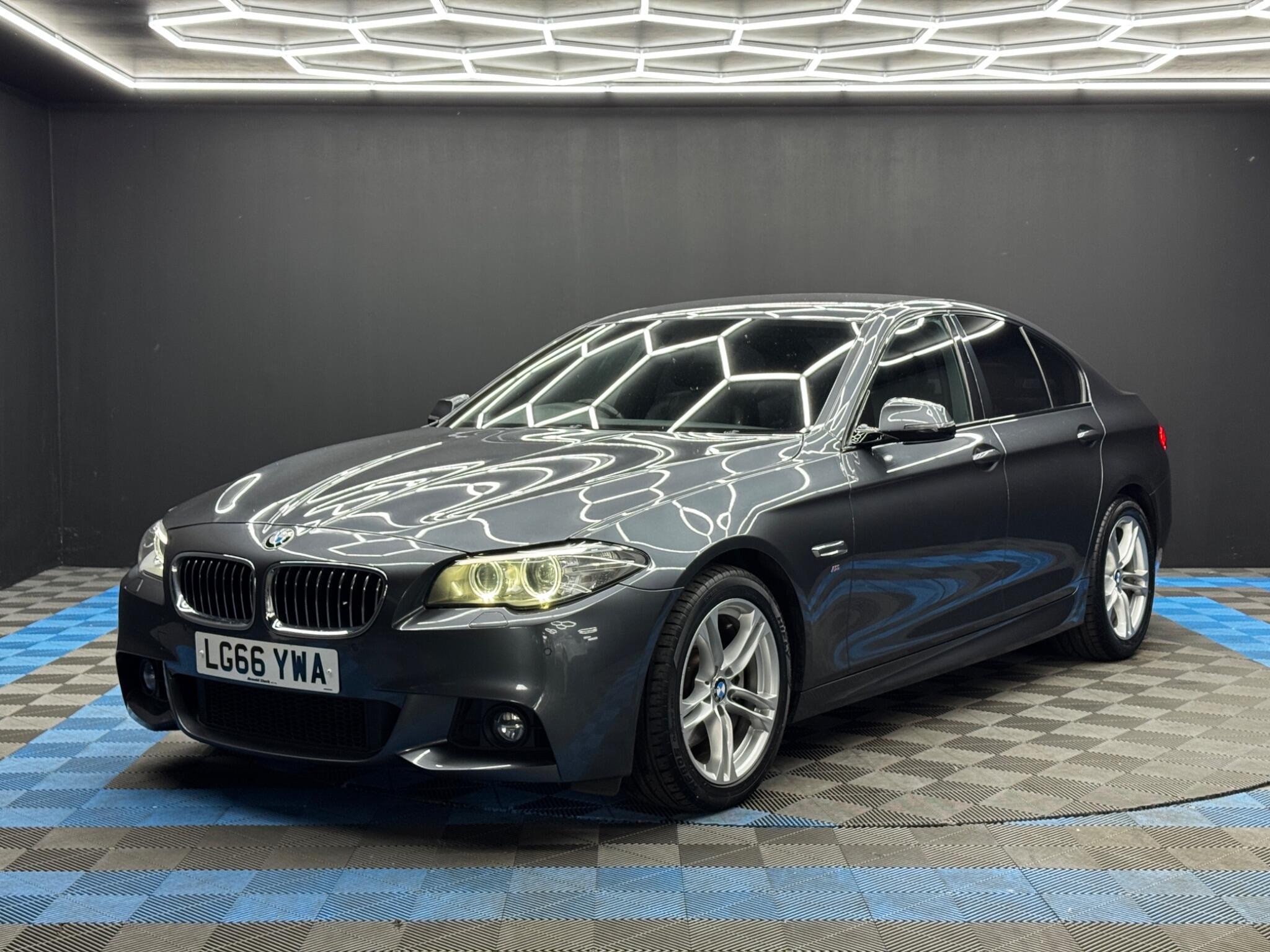 BMW 5 Series 2.0 520d M Sport Auto Euro 6 (s/s) 4dr 4dr Automatic 2026