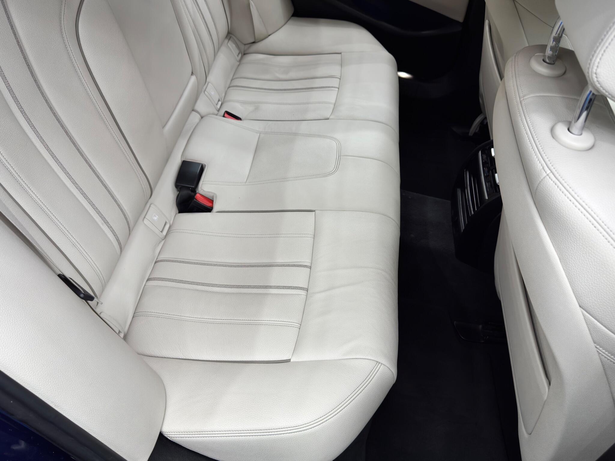 BMW 5 Series 2.0 520d M Sport Auto Euro 6 (s/s) 4dr 4dr Automatic 2025