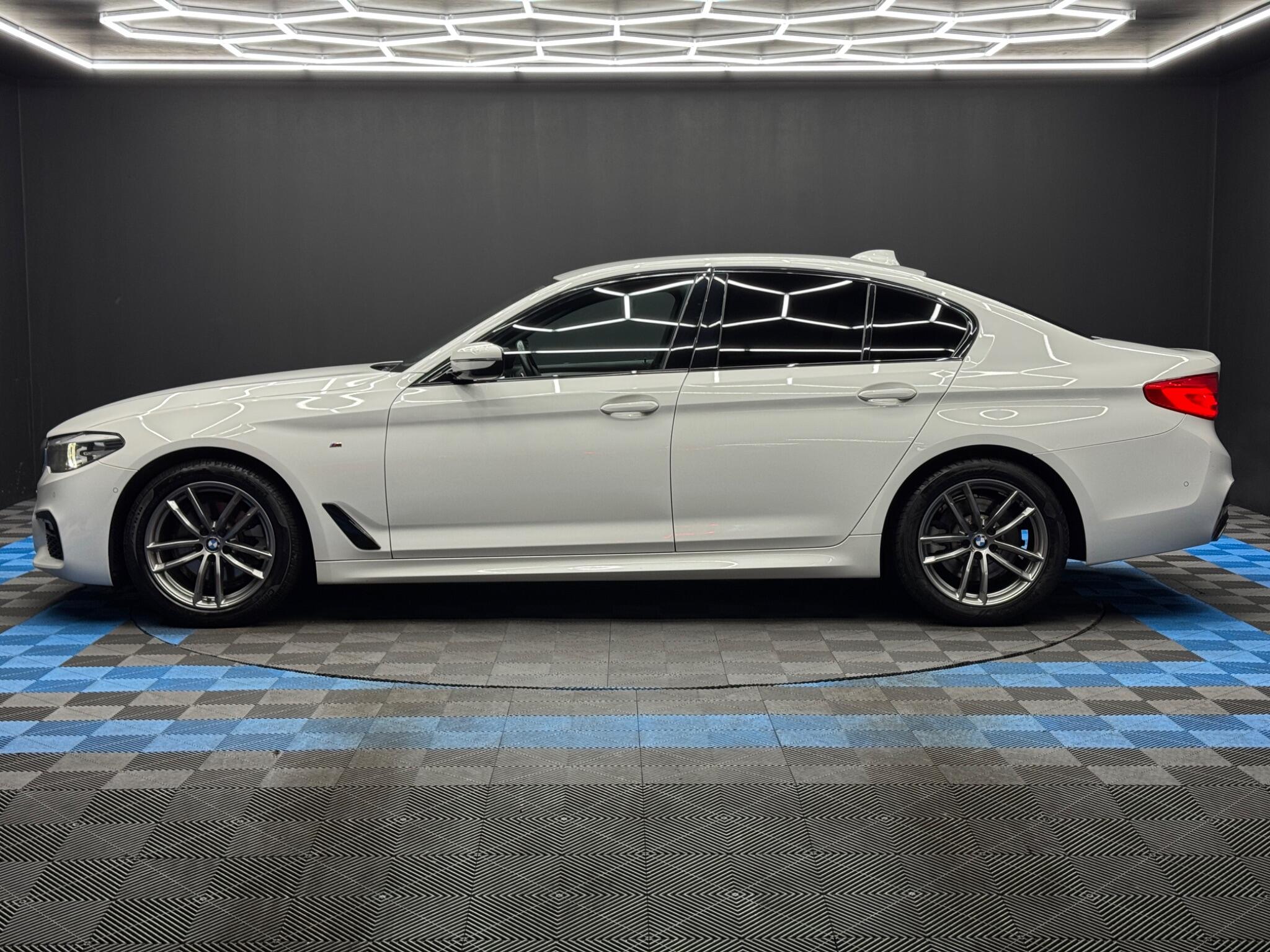 BMW 5 Series 2.0 520d M Sport Auto Euro 6 (s/s) 4dr 4dr Automatic 2026