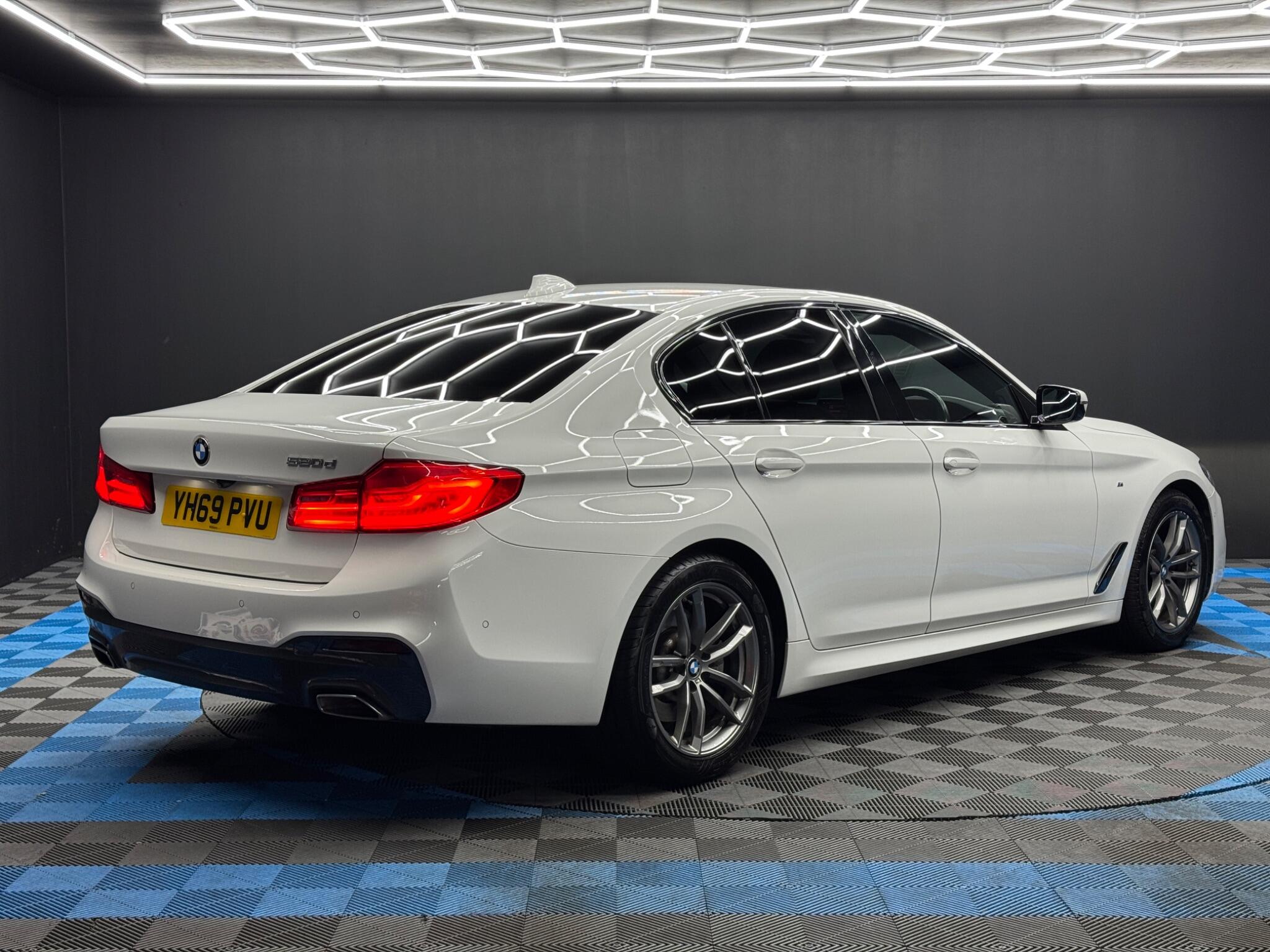 BMW 5 Series 2.0 520d M Sport Auto Euro 6 (s/s) 4dr 4dr Automatic 2026