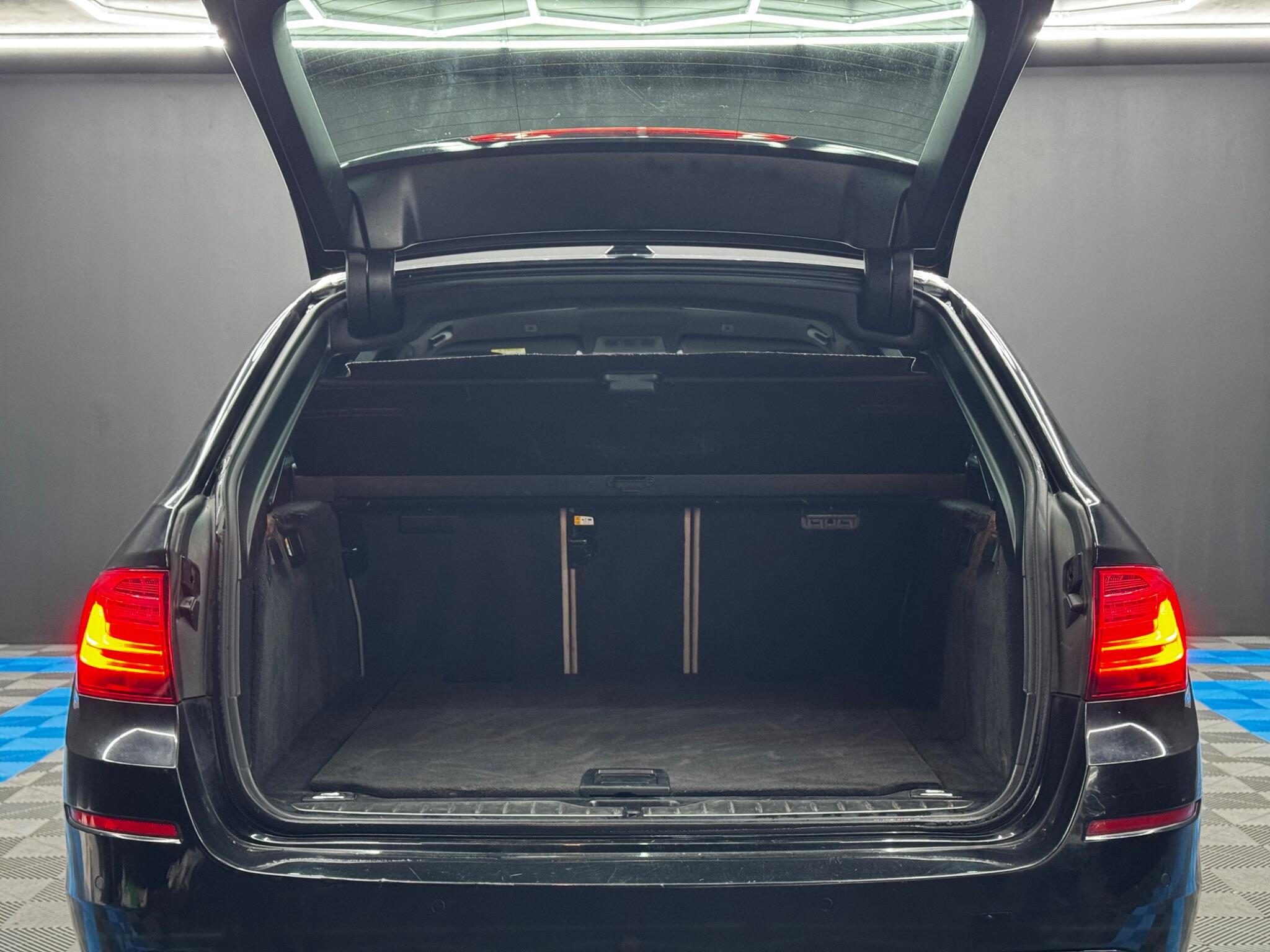 BMW 5 Series 2.0 520d M Sport Touring Auto Euro 6 (s/s) 5dr 5dr Automatic 2025