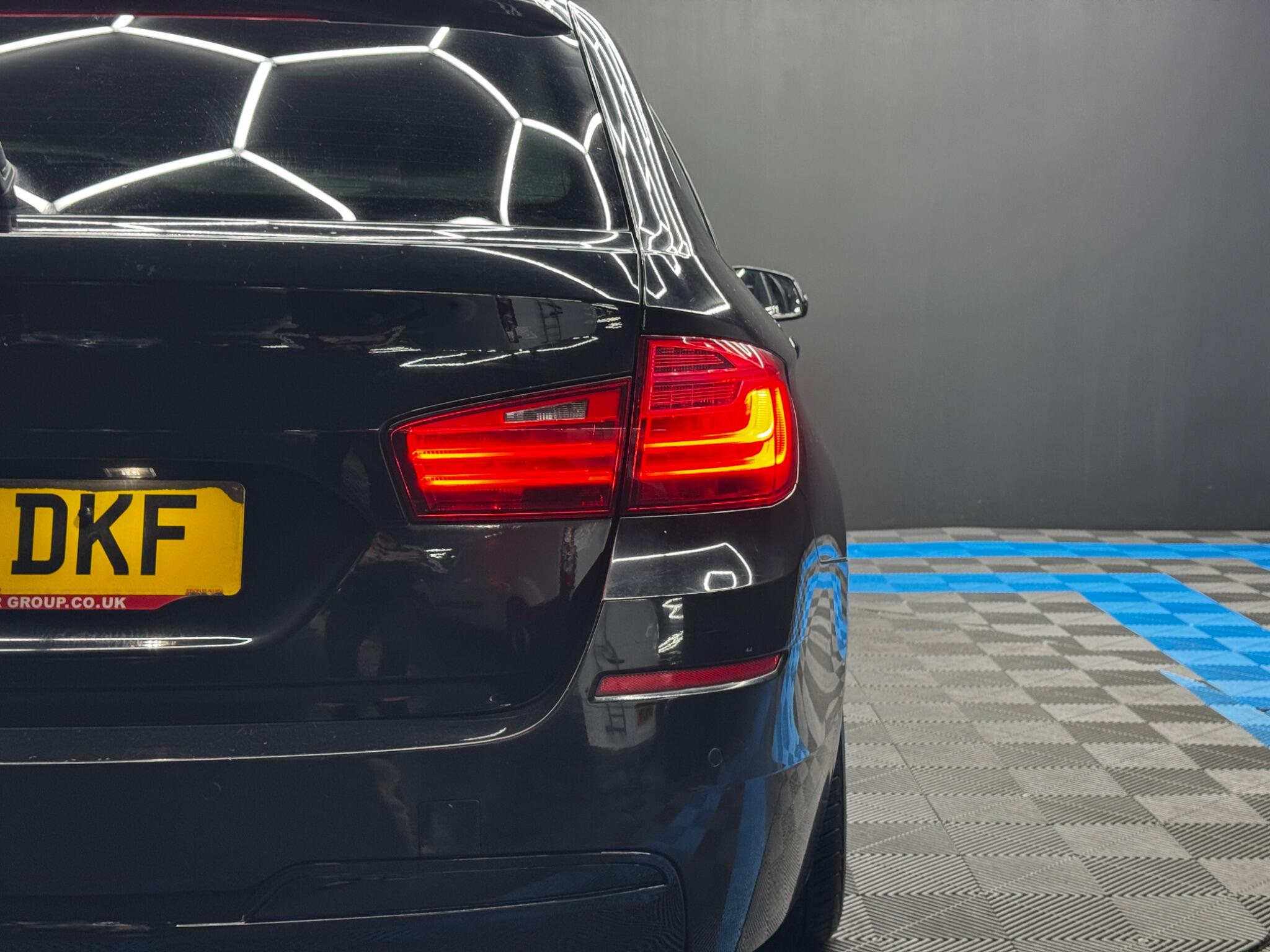 BMW 5 Series 2.0 520d M Sport Touring Auto Euro 6 (s/s) 5dr 5dr Automatic 2025