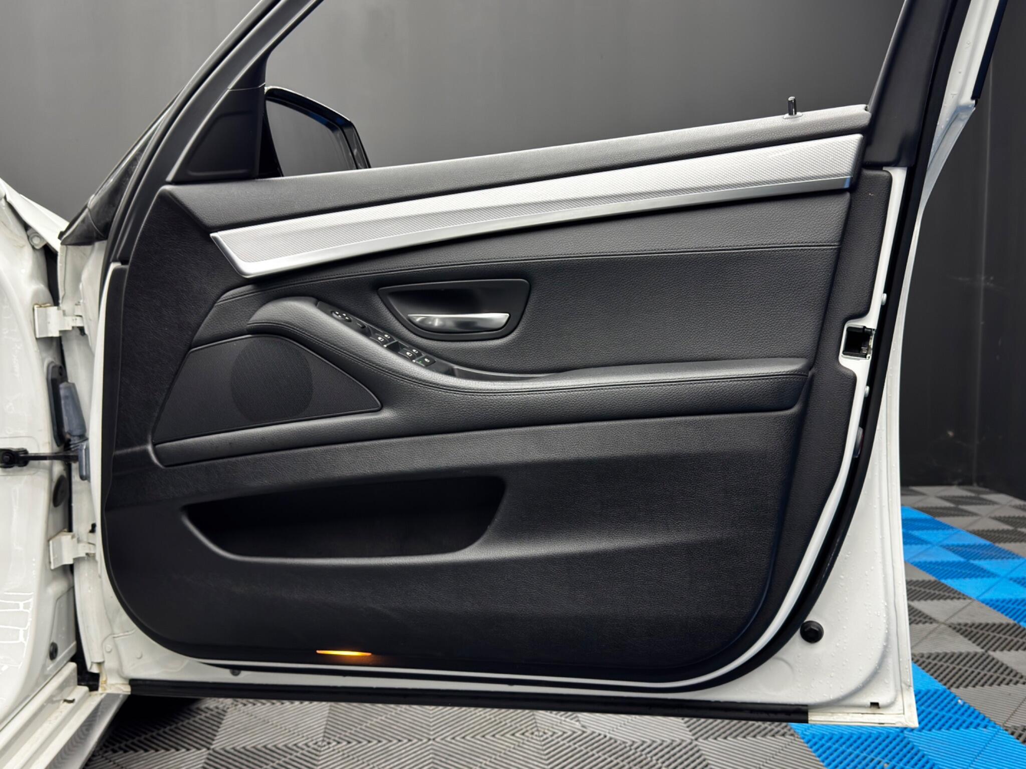 BMW 5 Series 3.0 535d M Sport Auto Euro 6 (s/s) 4dr 4dr Automatic 2025