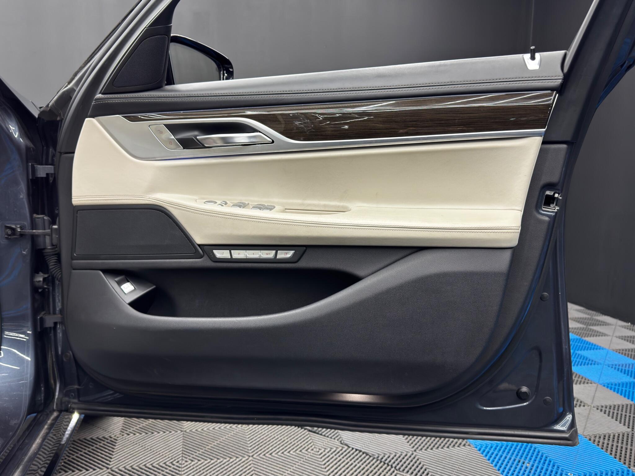 BMW 7 Series 3.0 740Ld Auto xDrive Euro 6 (s/s) 4dr 4dr Automatic 2026