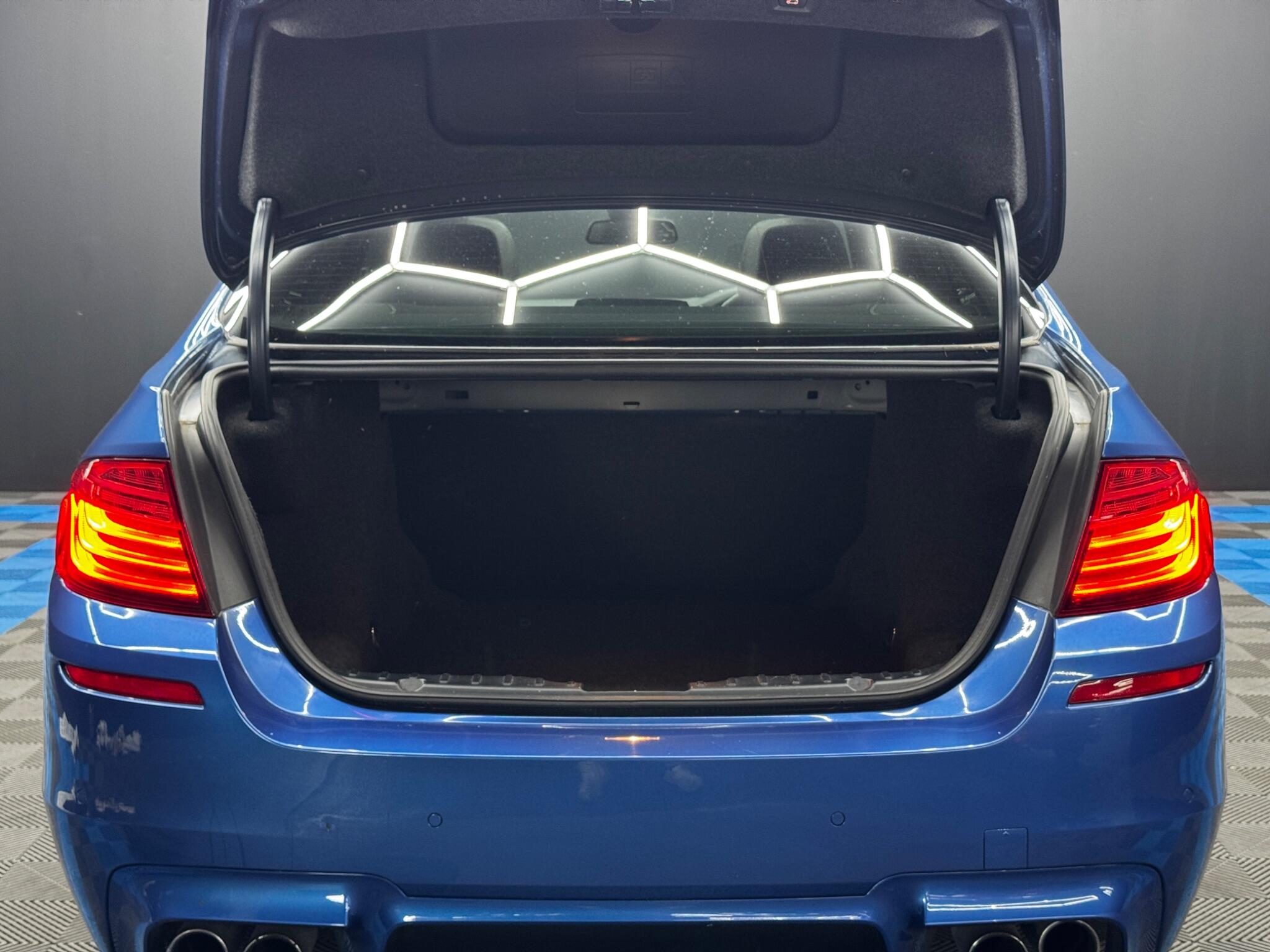 BMW M5 4.4 V8 DCT Euro 5 (s/s) 4dr 4dr Automatic 2026
