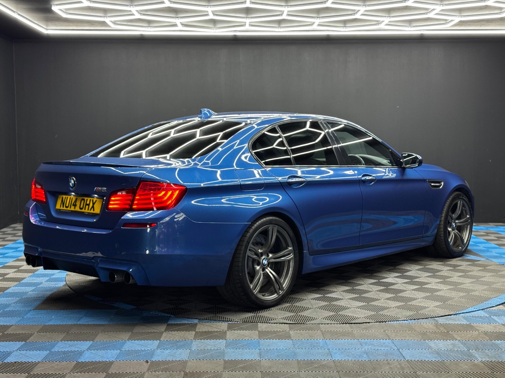 BMW M5 4.4 V8 DCT Euro 5 (s/s) 4dr 4dr Automatic 2026