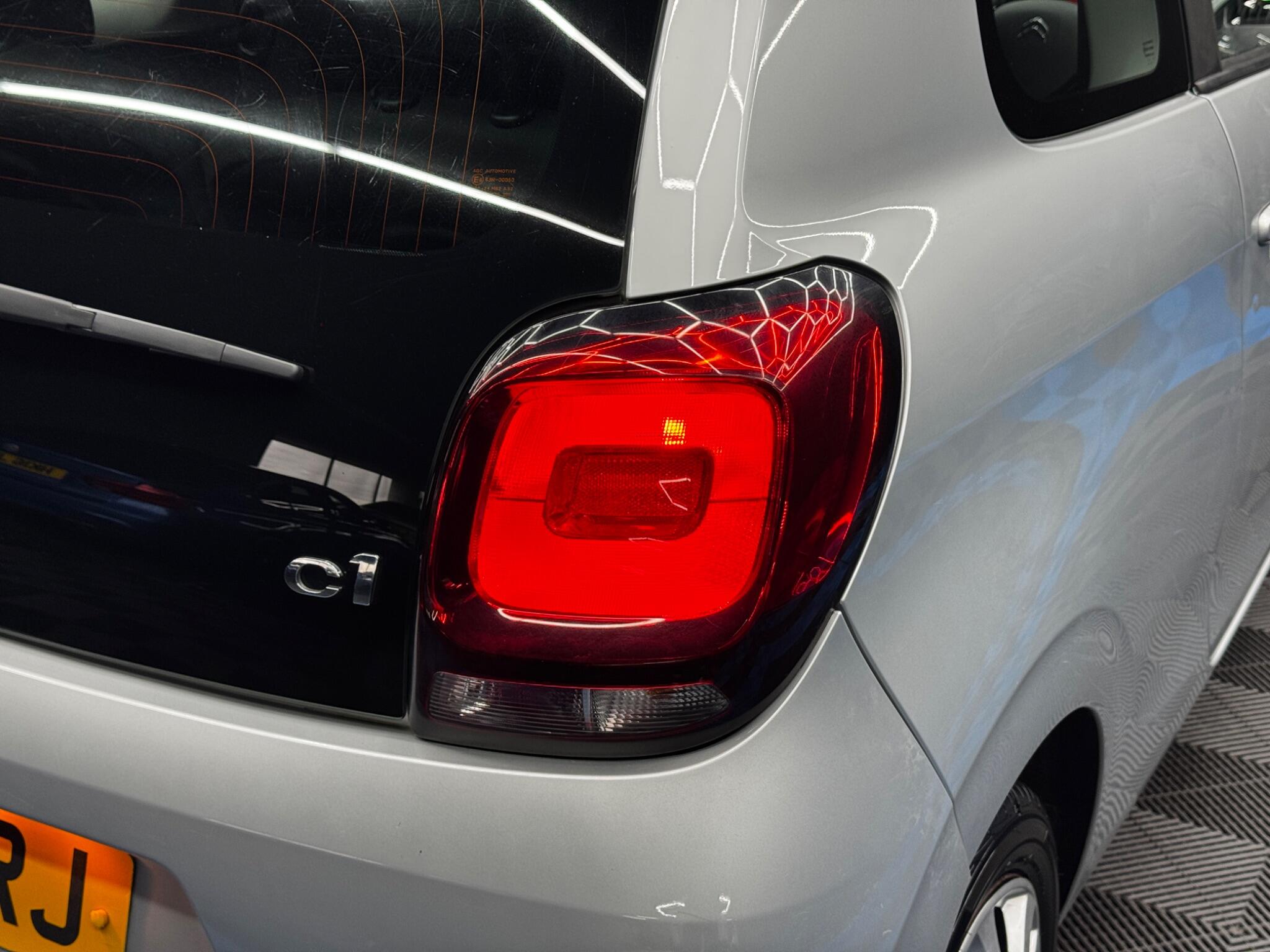 Citroen C1 1.0 VTi Feel Euro 5 3dr (Euro 5) 3dr Manual 2025