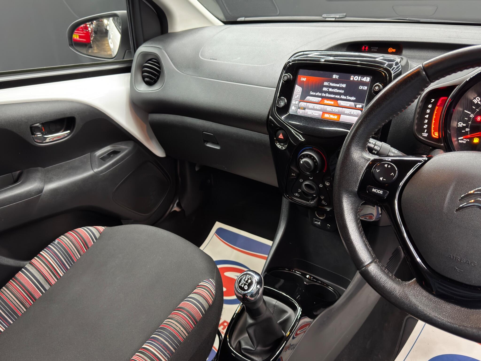 Citroen C1 1.0 VTi Shine Euro 6 (s/s) 5dr 5dr Manual 2026