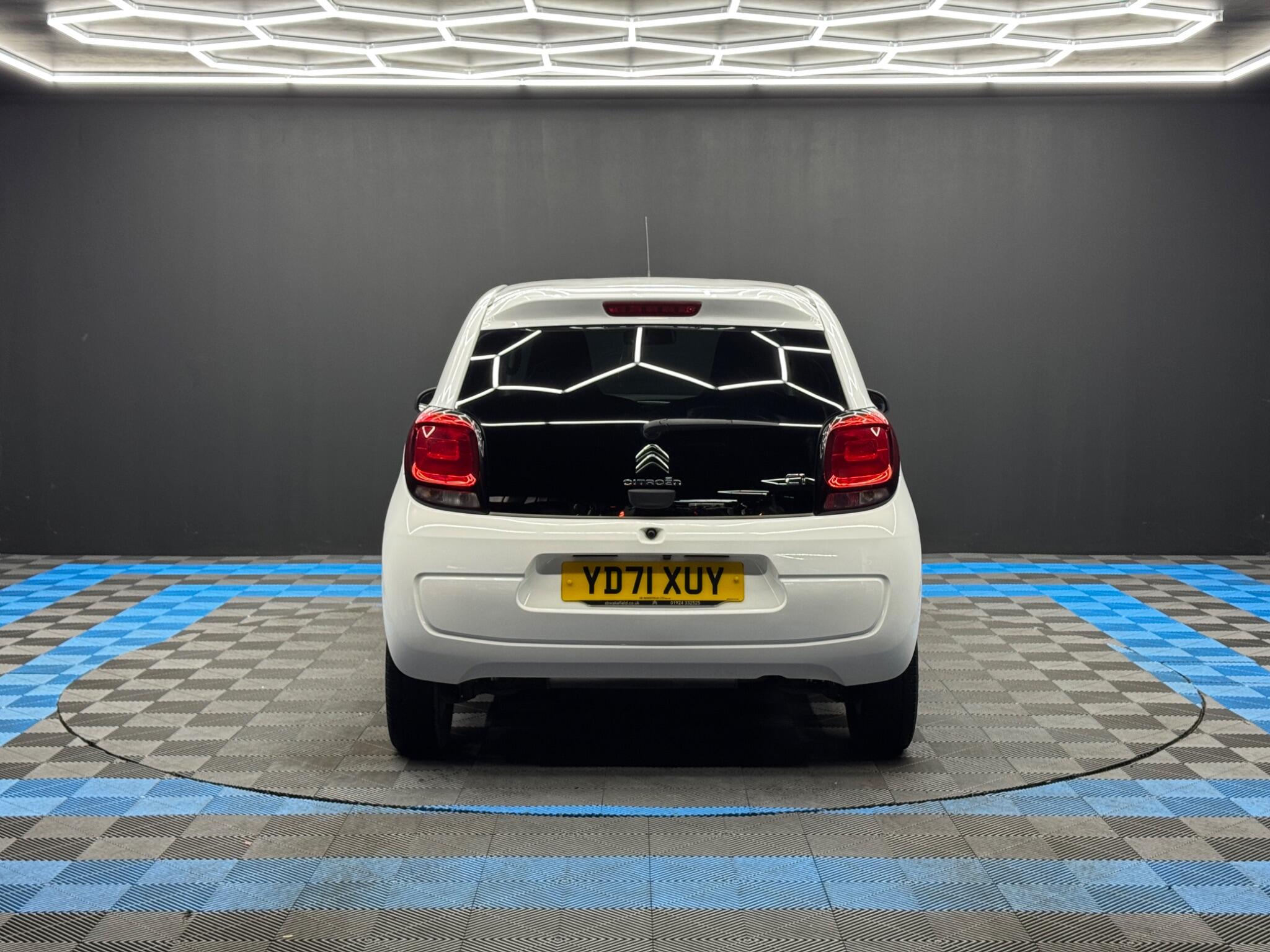 Citroen C1 1.0 VTi Shine Euro 6 (s/s) 5dr 5dr Manual 2026