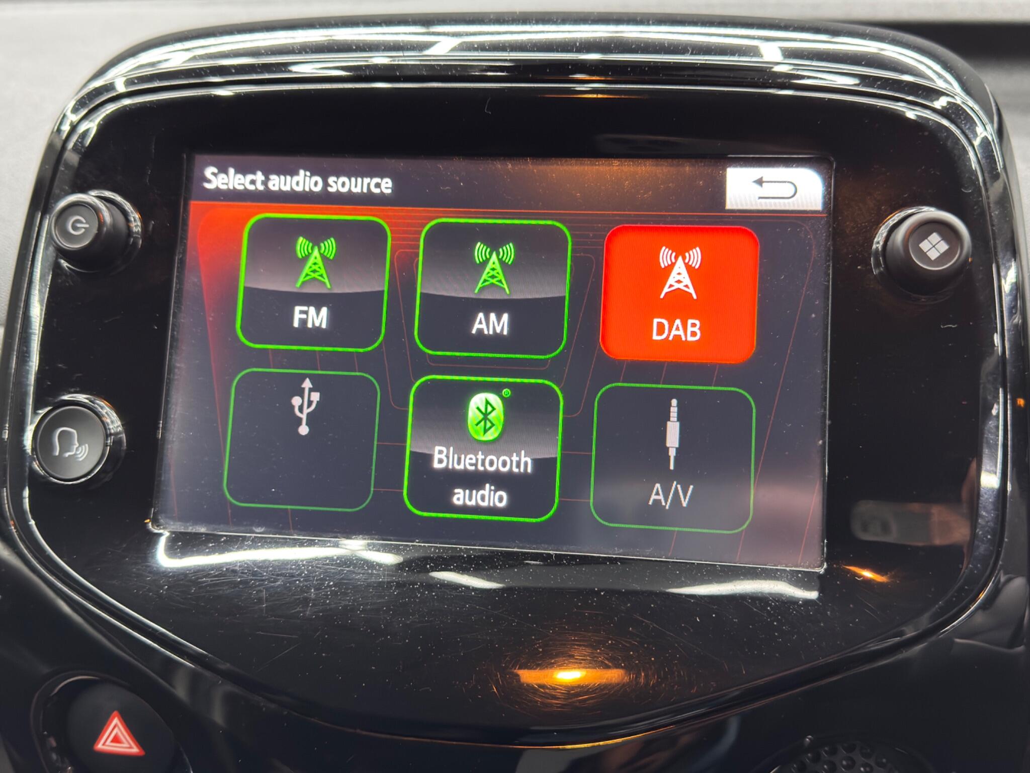 Citroen C1 1.0 VTi Shine Euro 6 (s/s) 5dr 5dr Manual 2026