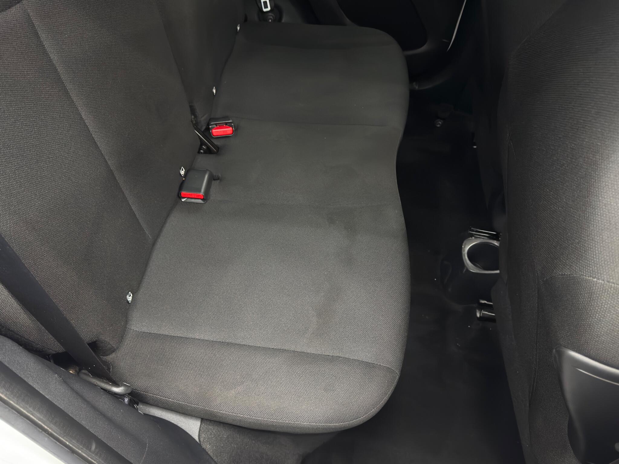 Citroen C1 1.0 VTi Shine Euro 6 (s/s) 5dr 5dr Manual 2026