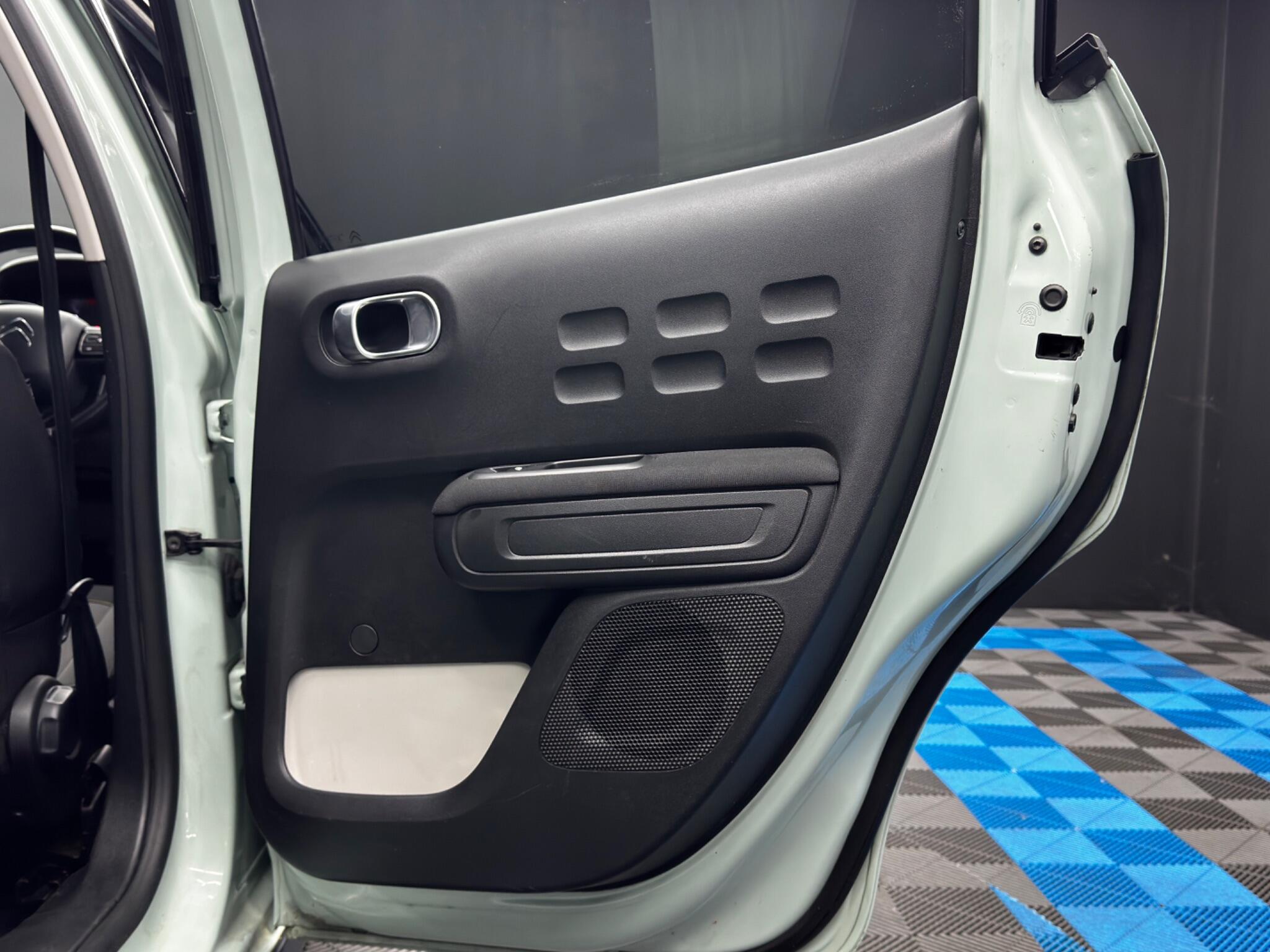 Citroen C3 1.2 PureTech Flair Euro 6 5dr 5dr Manual 2025