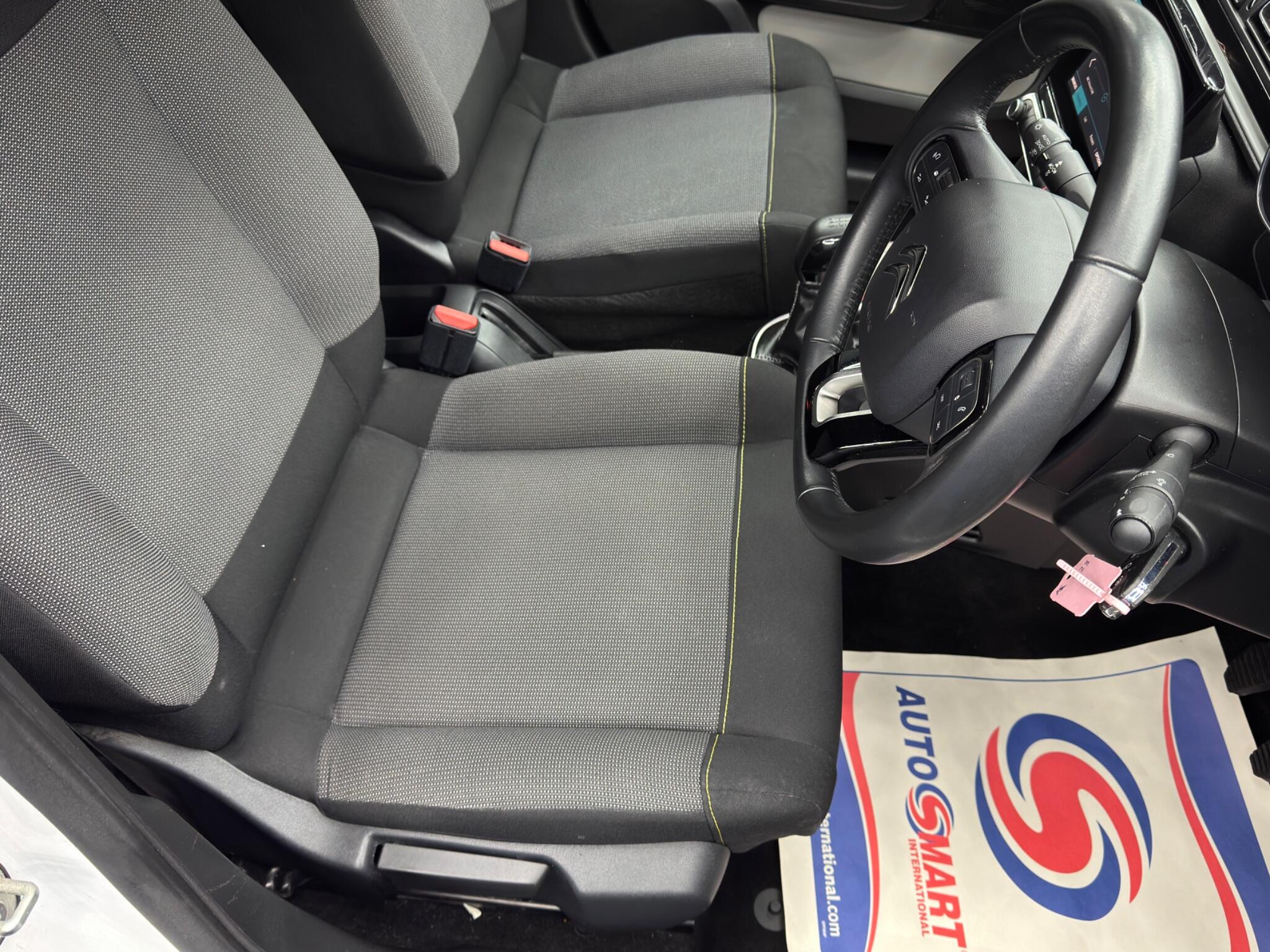 Citroen C3 1.2 PureTech Flair Euro 6 (s/s) 5dr 5dr Manual 2025