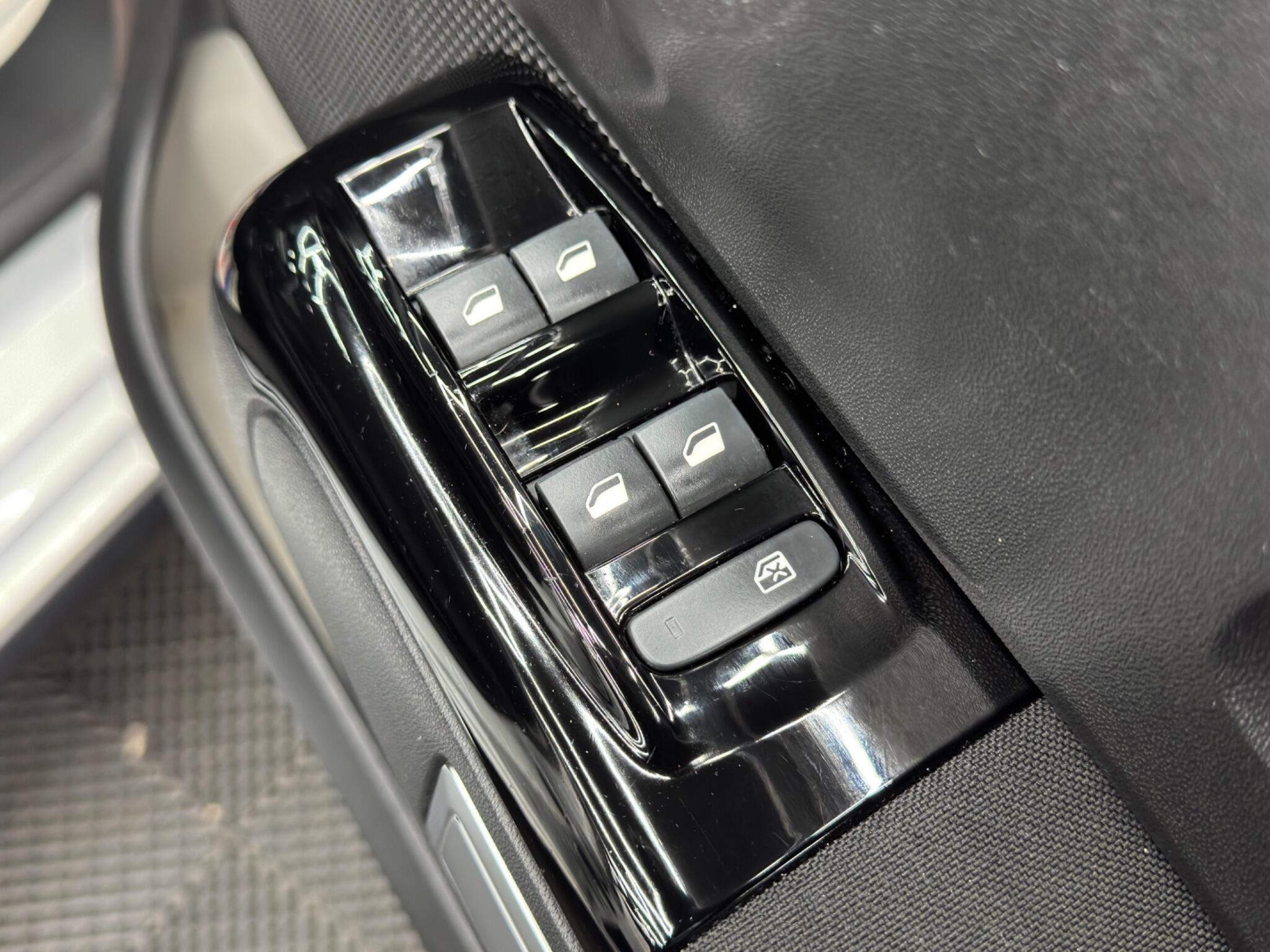 Citroen C3 1.2 PureTech Flair Euro 6 (s/s) 5dr 5dr Manual 2025