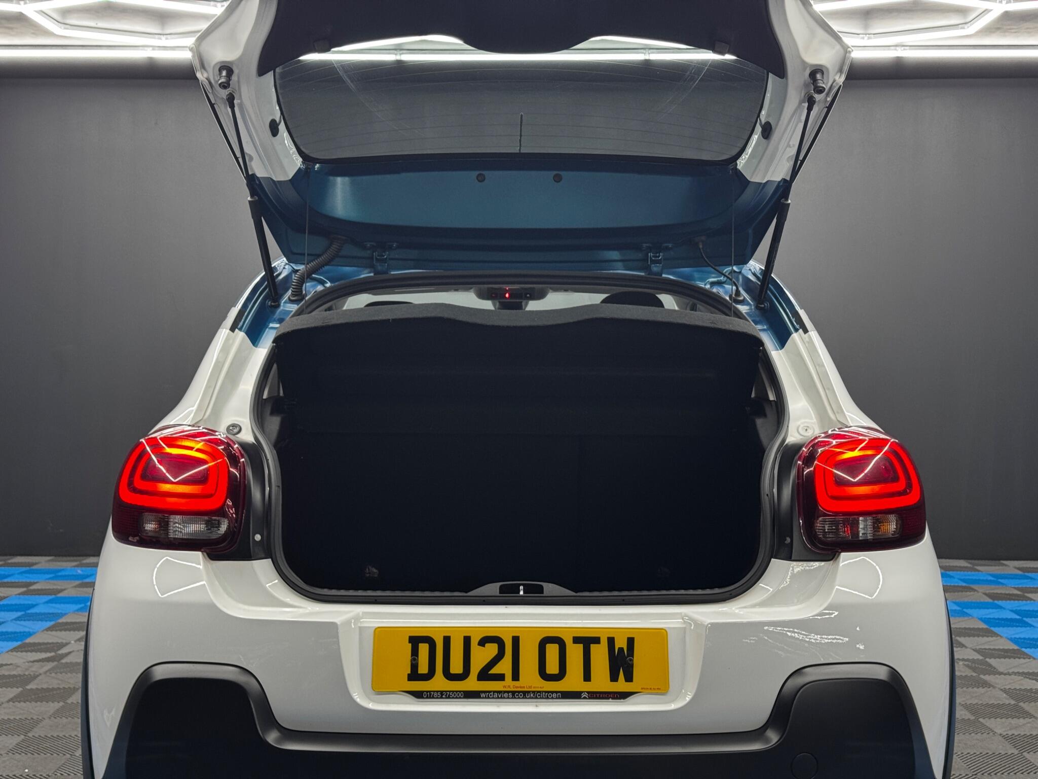 Citroen C3 1.2 PureTech Flair Plus Euro 6 (s/s) 5dr 5dr Manual 2025