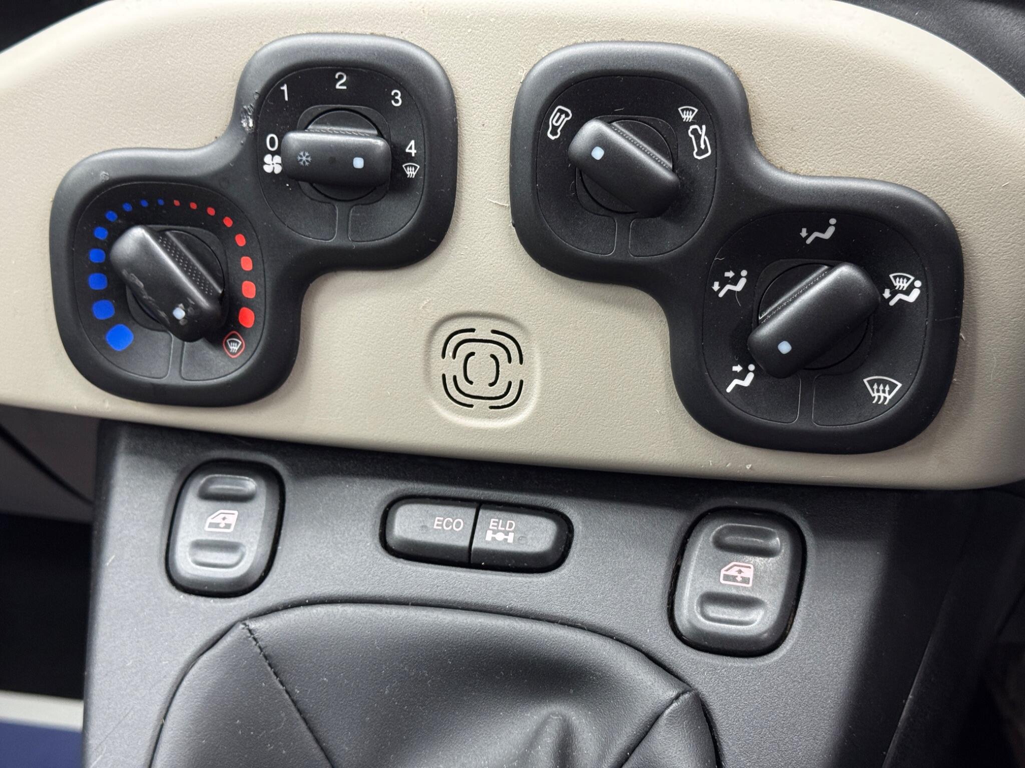 Fiat Panda 0.9 TwinAir 4x4 Euro 5 (s/s) 5dr 5dr Manual 2026