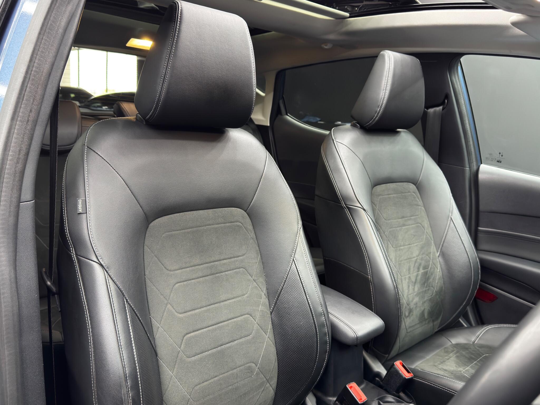 Ford Fiesta 1.0T EcoBoost MHEV Titanium Vignale DCT Euro 6 (s/s) 5dr 5dr Automatic 2026