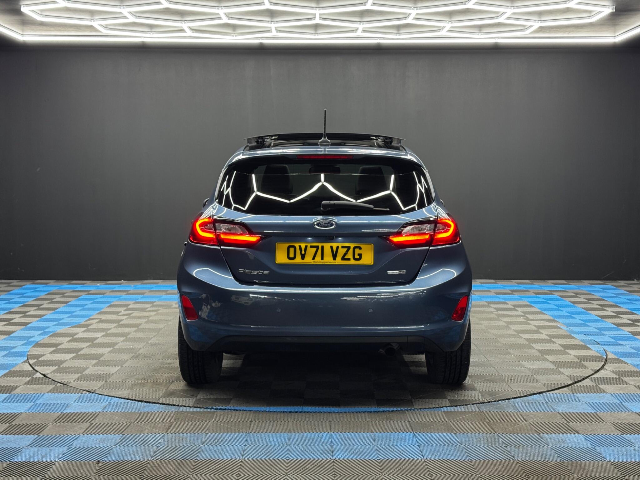 Ford Fiesta 1.0T EcoBoost MHEV Titanium Vignale DCT Euro 6 (s/s) 5dr 5dr Automatic 2026