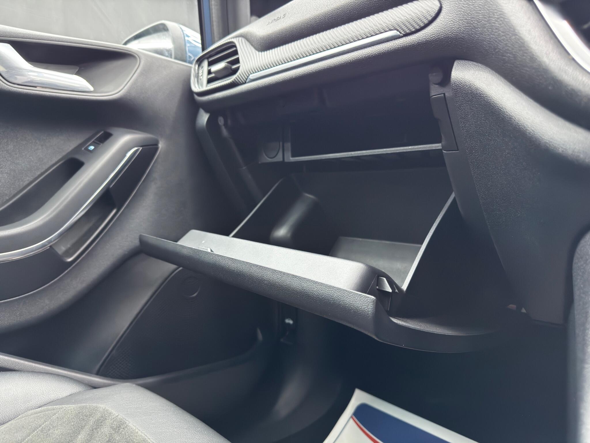 Ford Fiesta 1.0T EcoBoost MHEV Titanium Vignale DCT Euro 6 (s/s) 5dr 5dr Automatic 2026