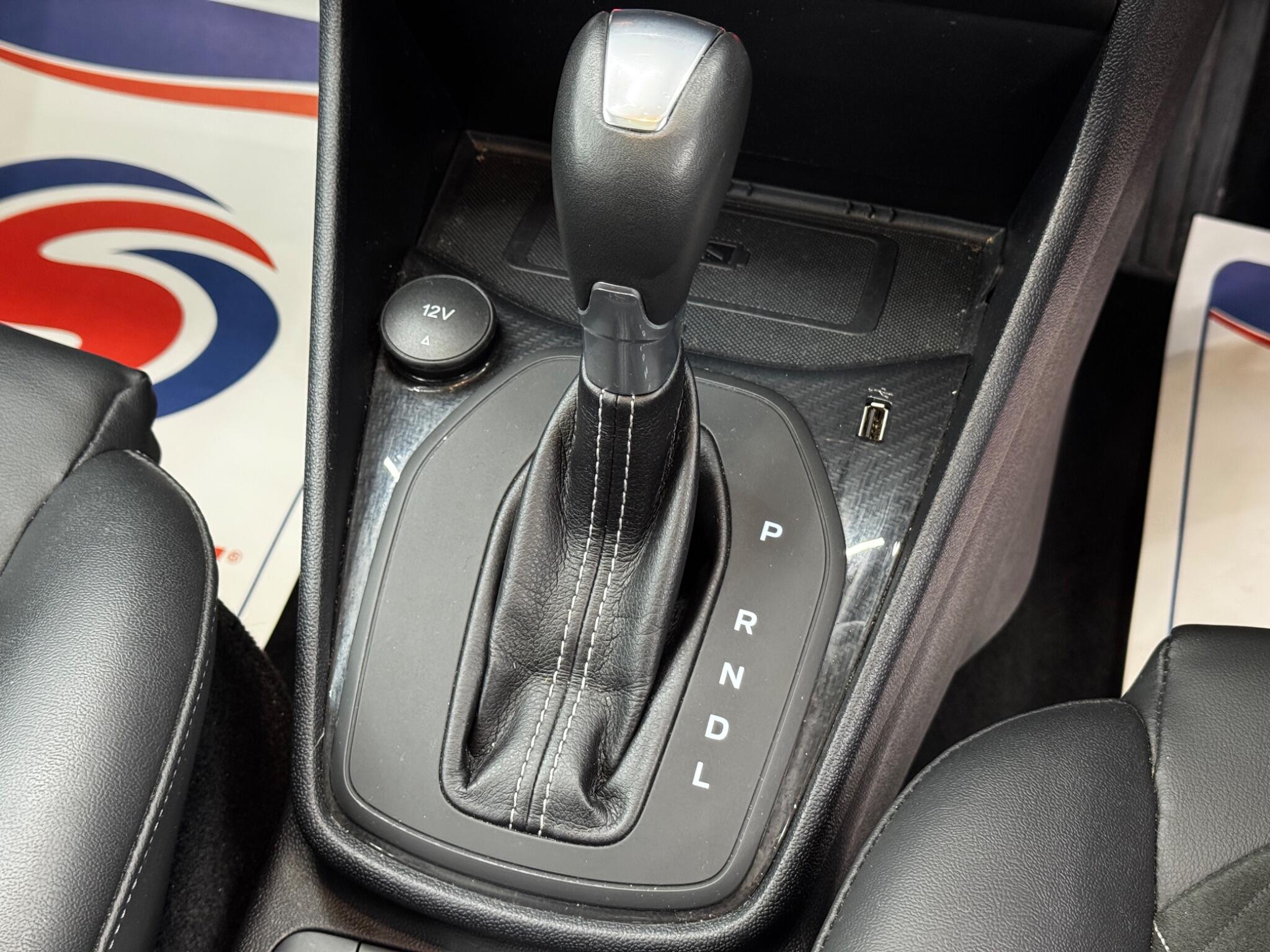 Ford Fiesta 1.0T EcoBoost MHEV Titanium Vignale DCT Euro 6 (s/s) 5dr 5dr Automatic 2026